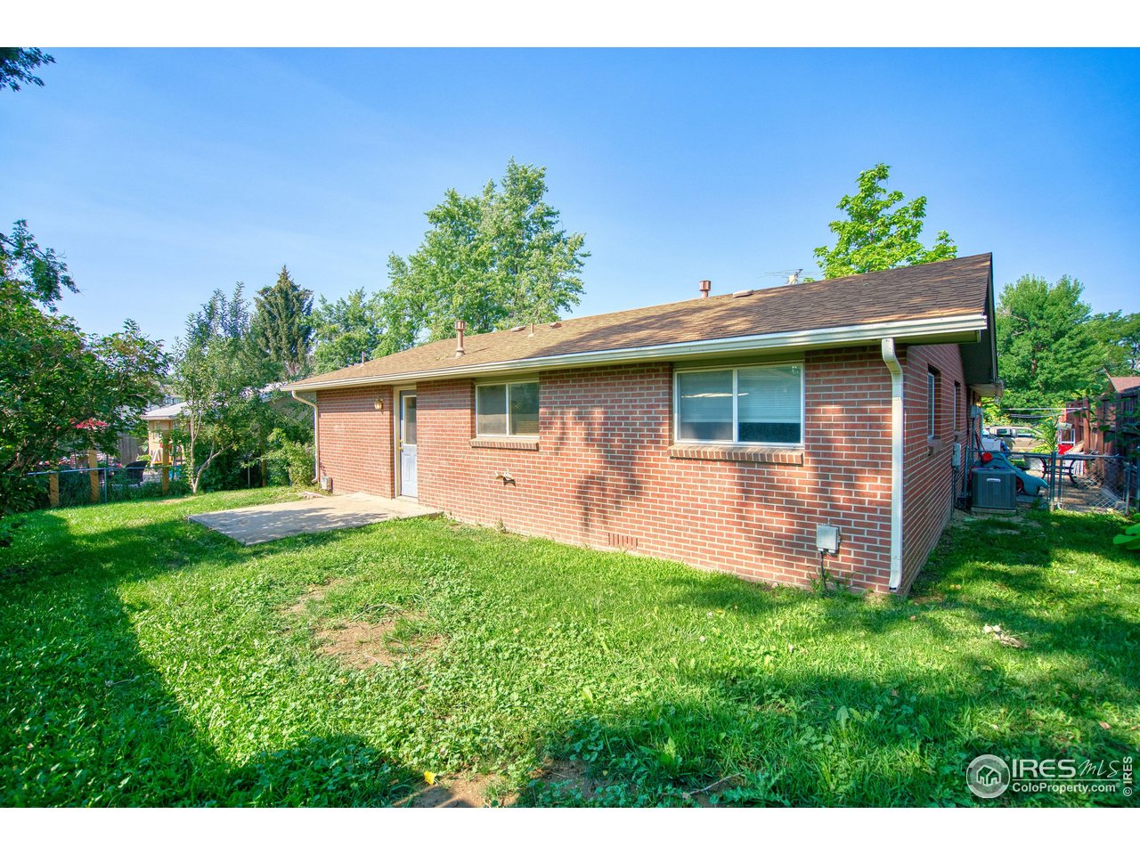 26 Durian Ct