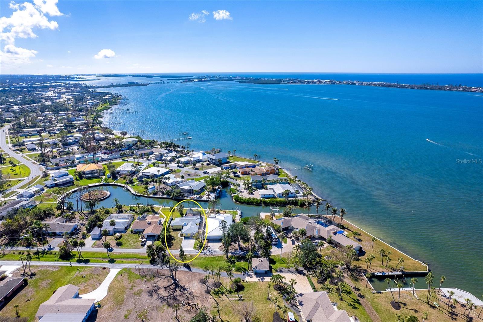 275 NORTH DR