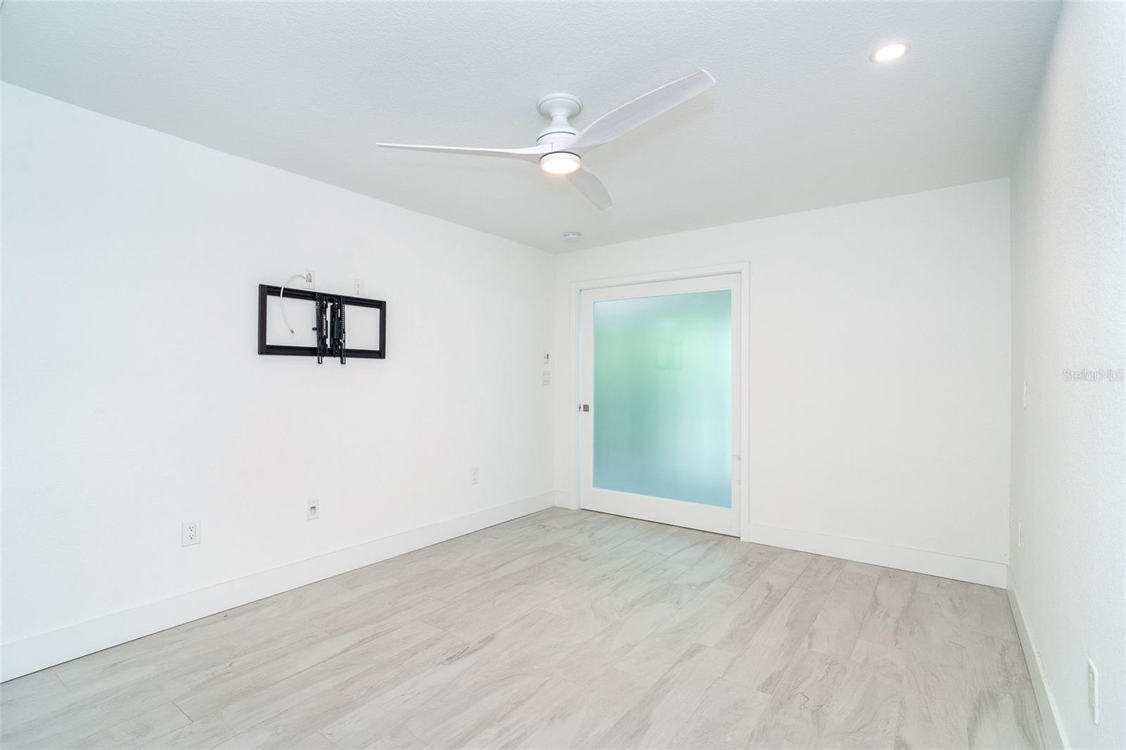 2700 N BEACH RD #A201