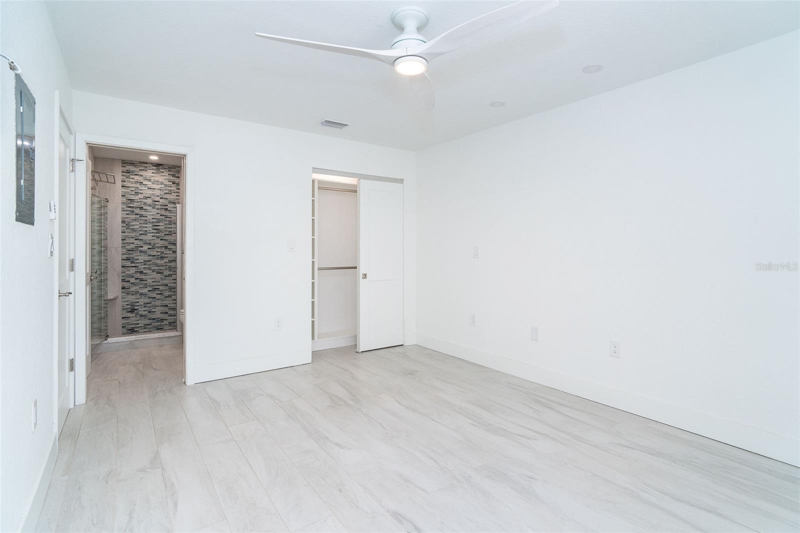 2700 N BEACH RD #A201