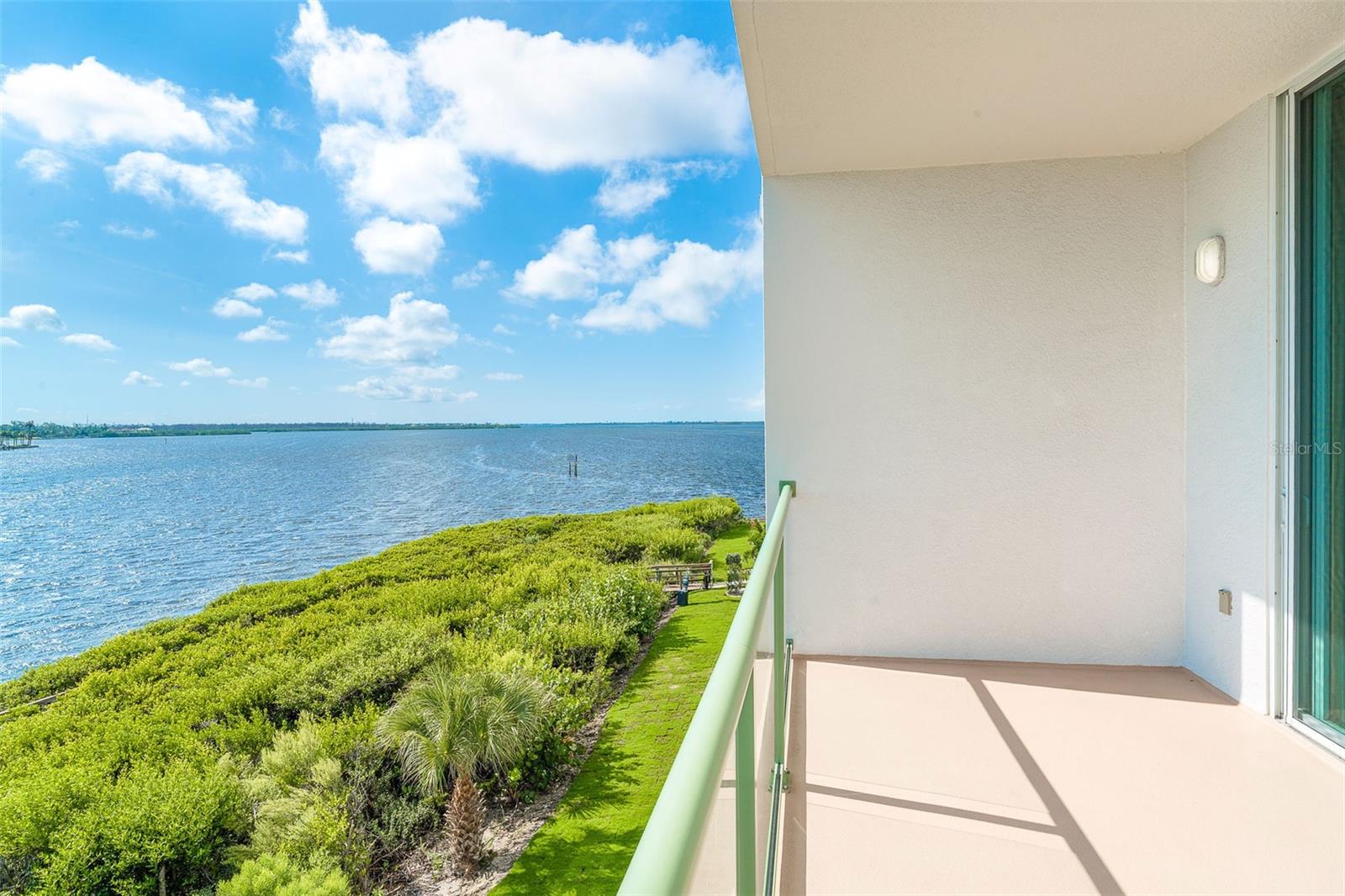 1375 BEACH RD #210