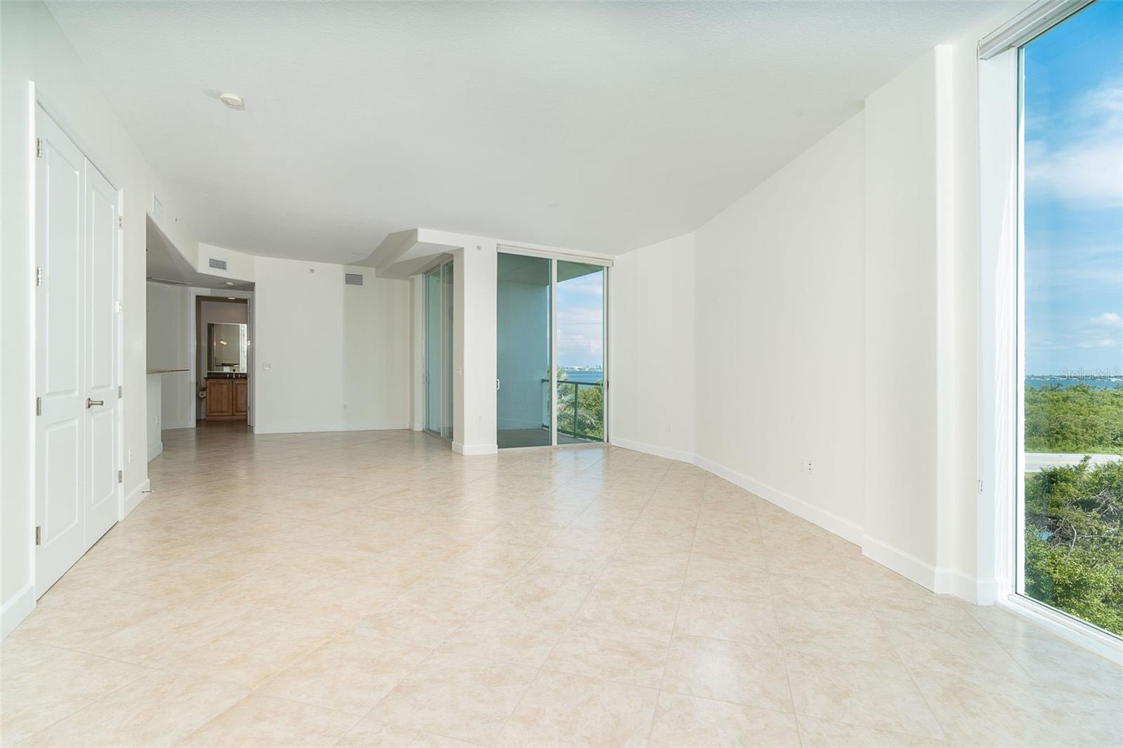 1375 BEACH RD #210