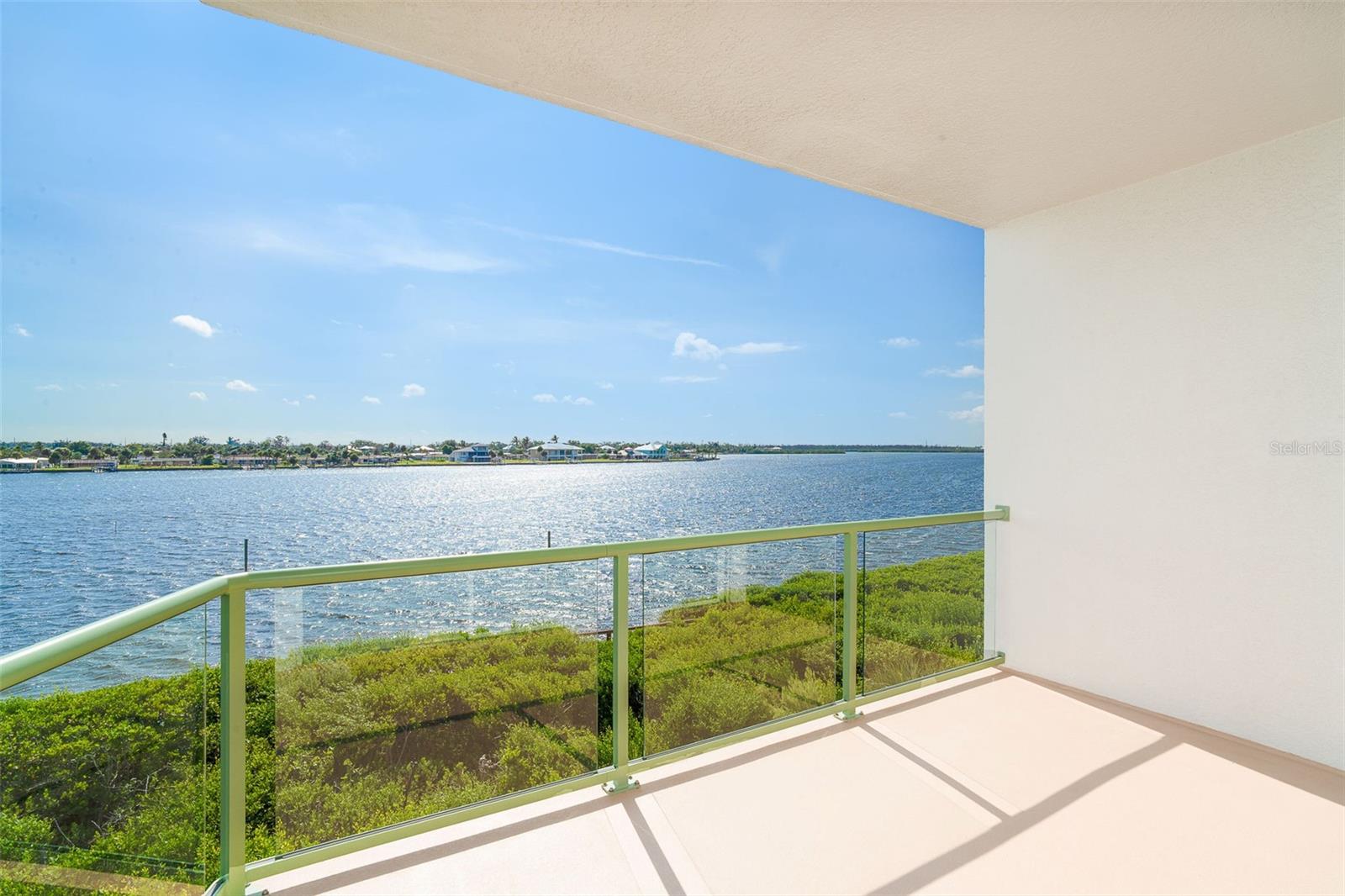 1375 BEACH RD #210