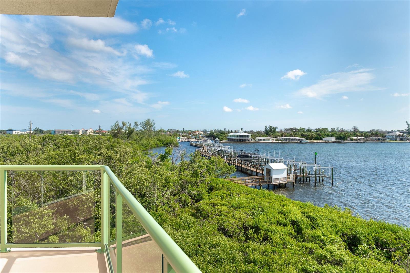 1375 BEACH RD #210
