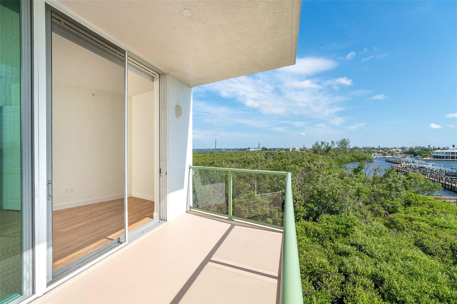 1375 BEACH RD #210