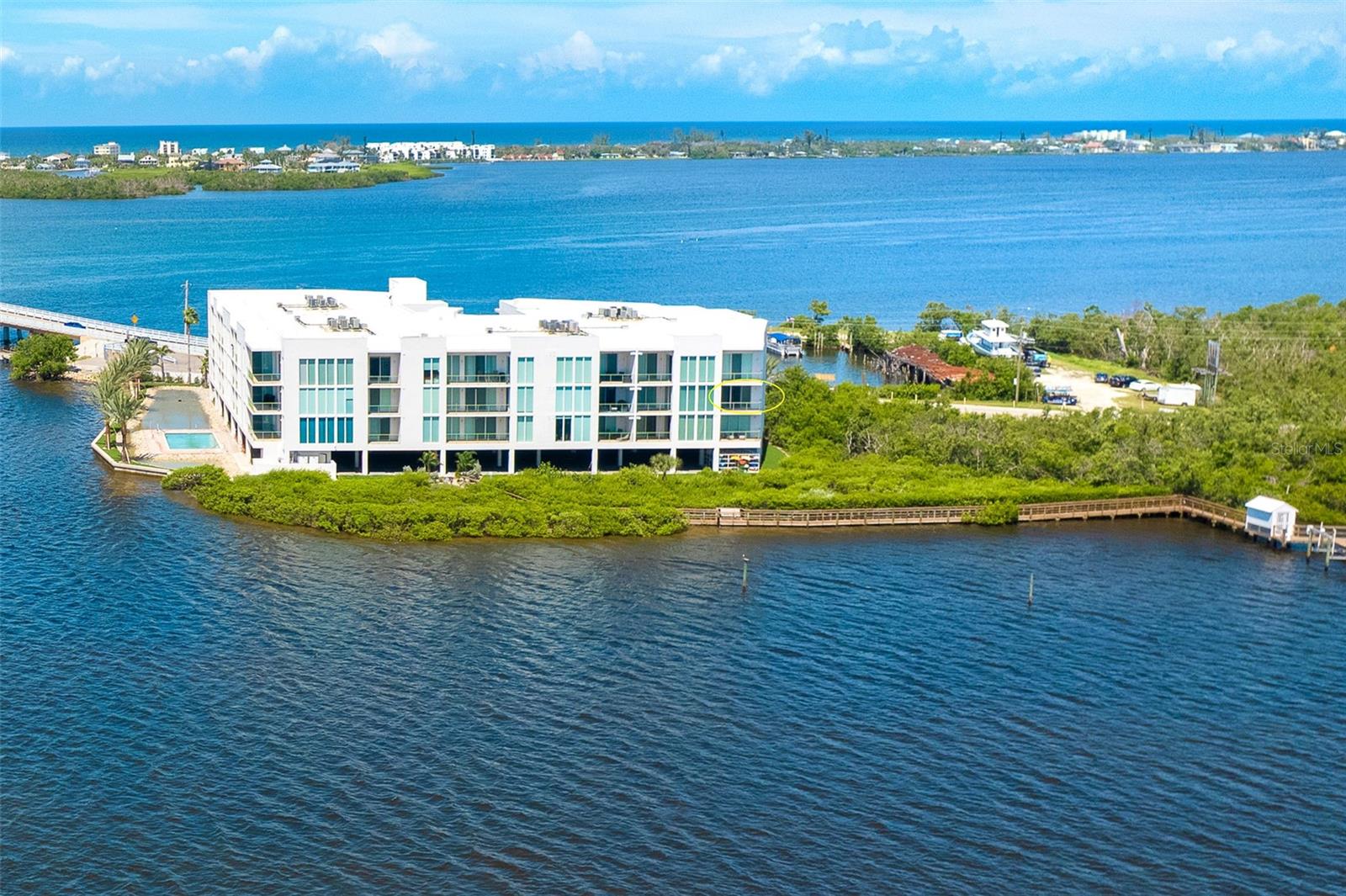 1375 BEACH RD #210