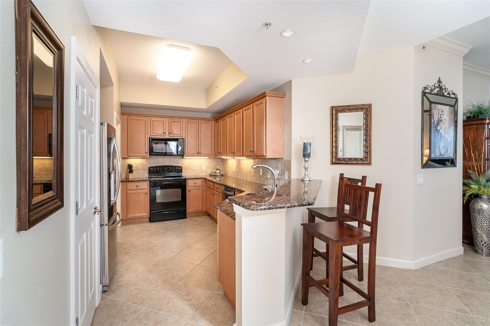 8561 AMBERJACK CIR #203