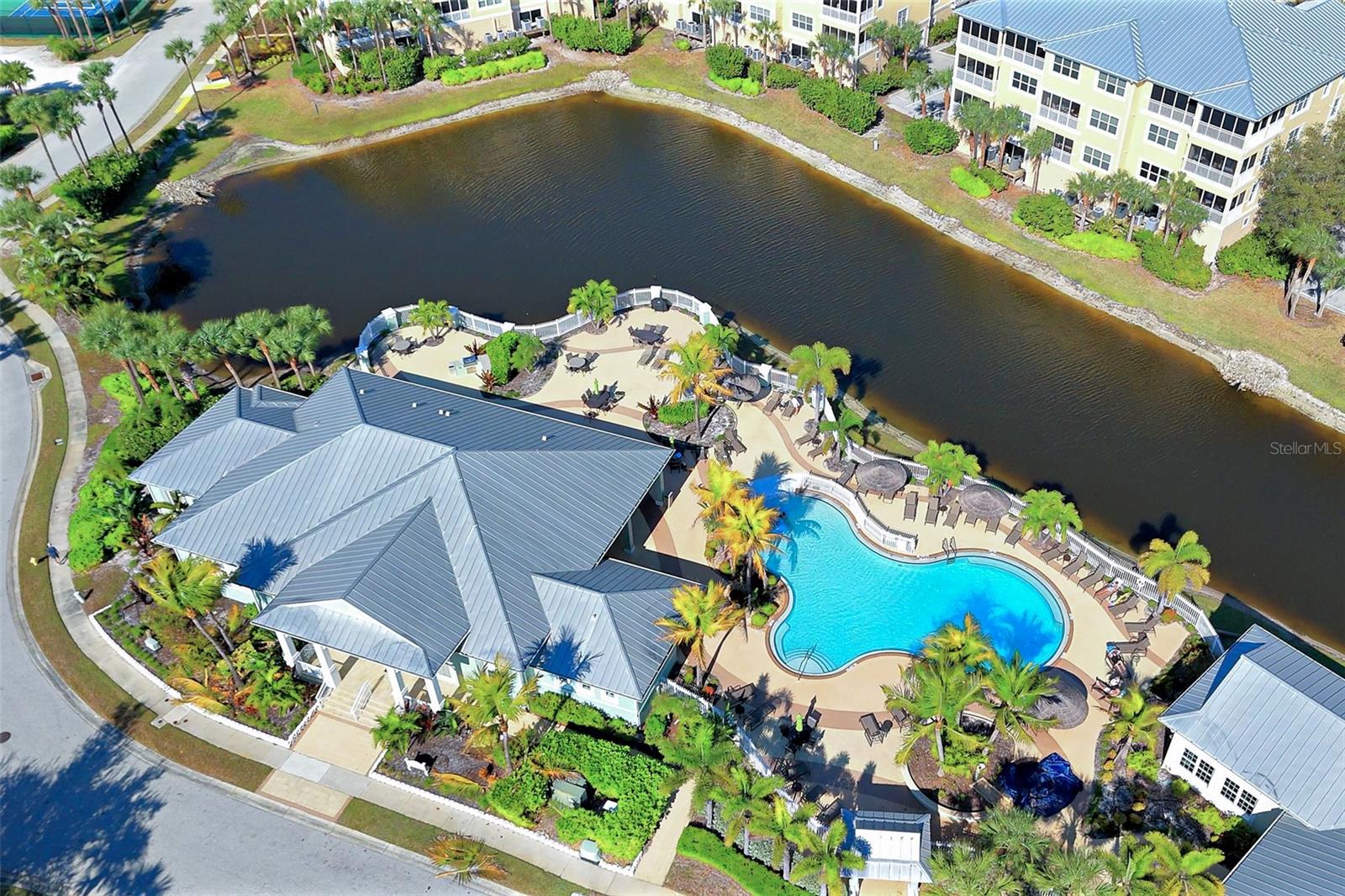 8561 AMBERJACK CIR #203