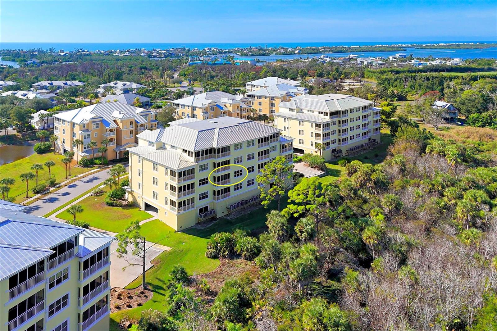 8561 AMBERJACK CIR #203