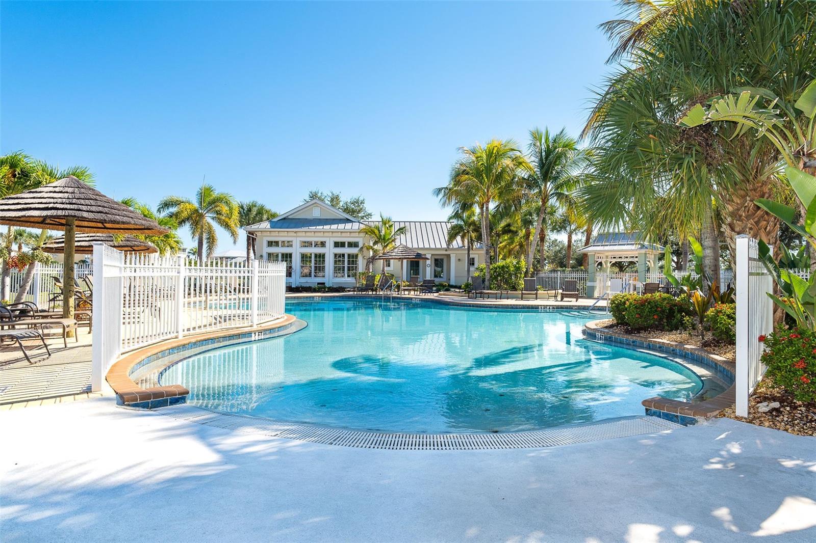 8561 AMBERJACK CIR #203