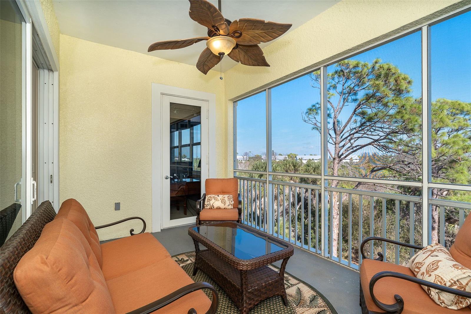 8561 AMBERJACK CIR #203