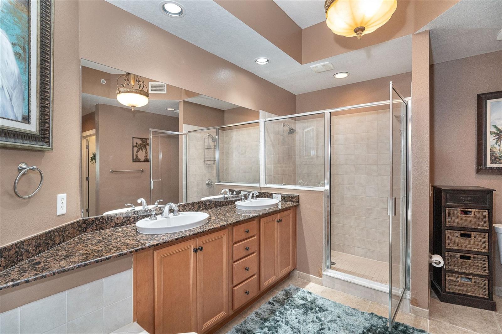 8561 AMBERJACK CIR #203