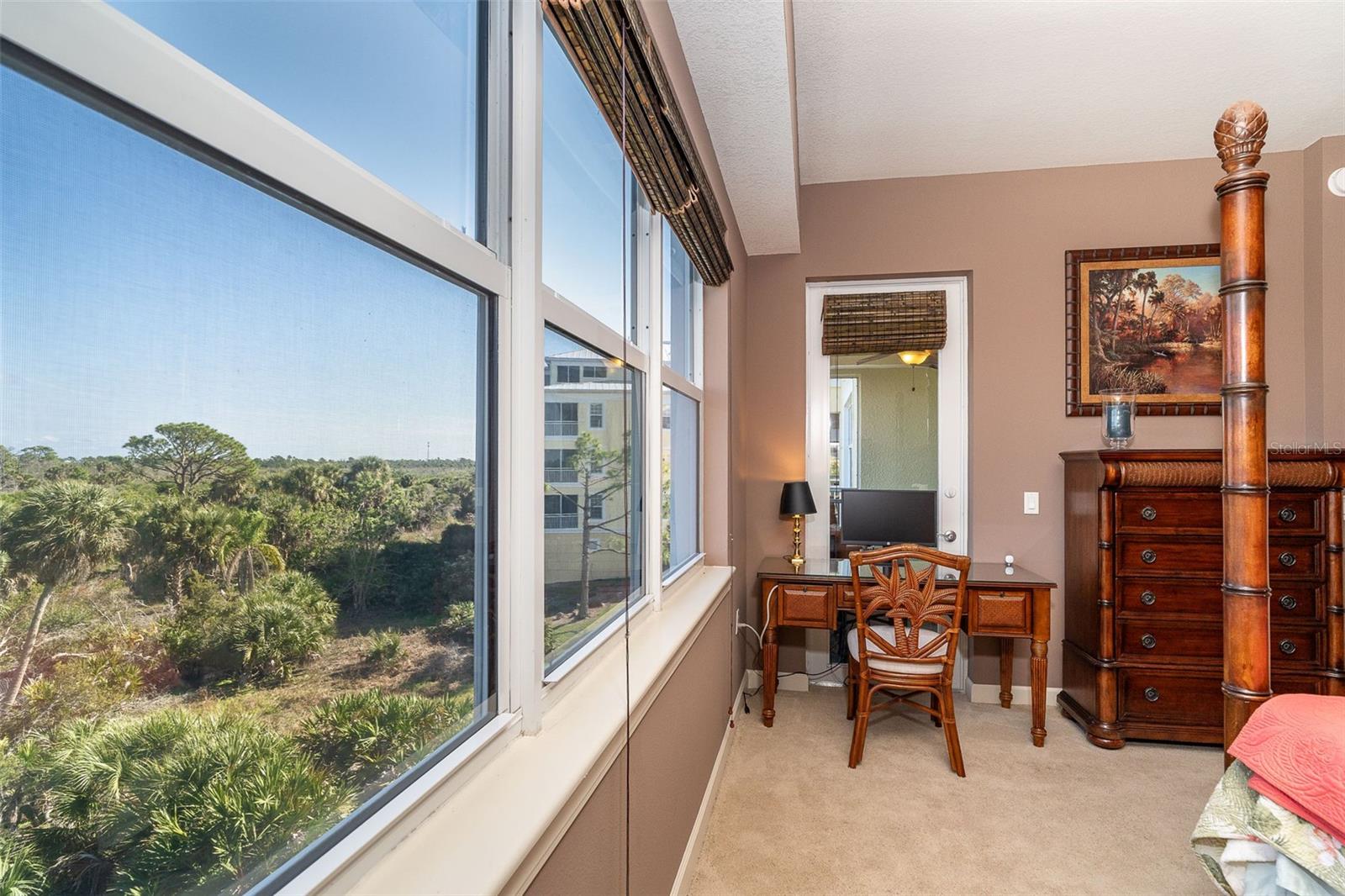 8561 AMBERJACK CIR #203