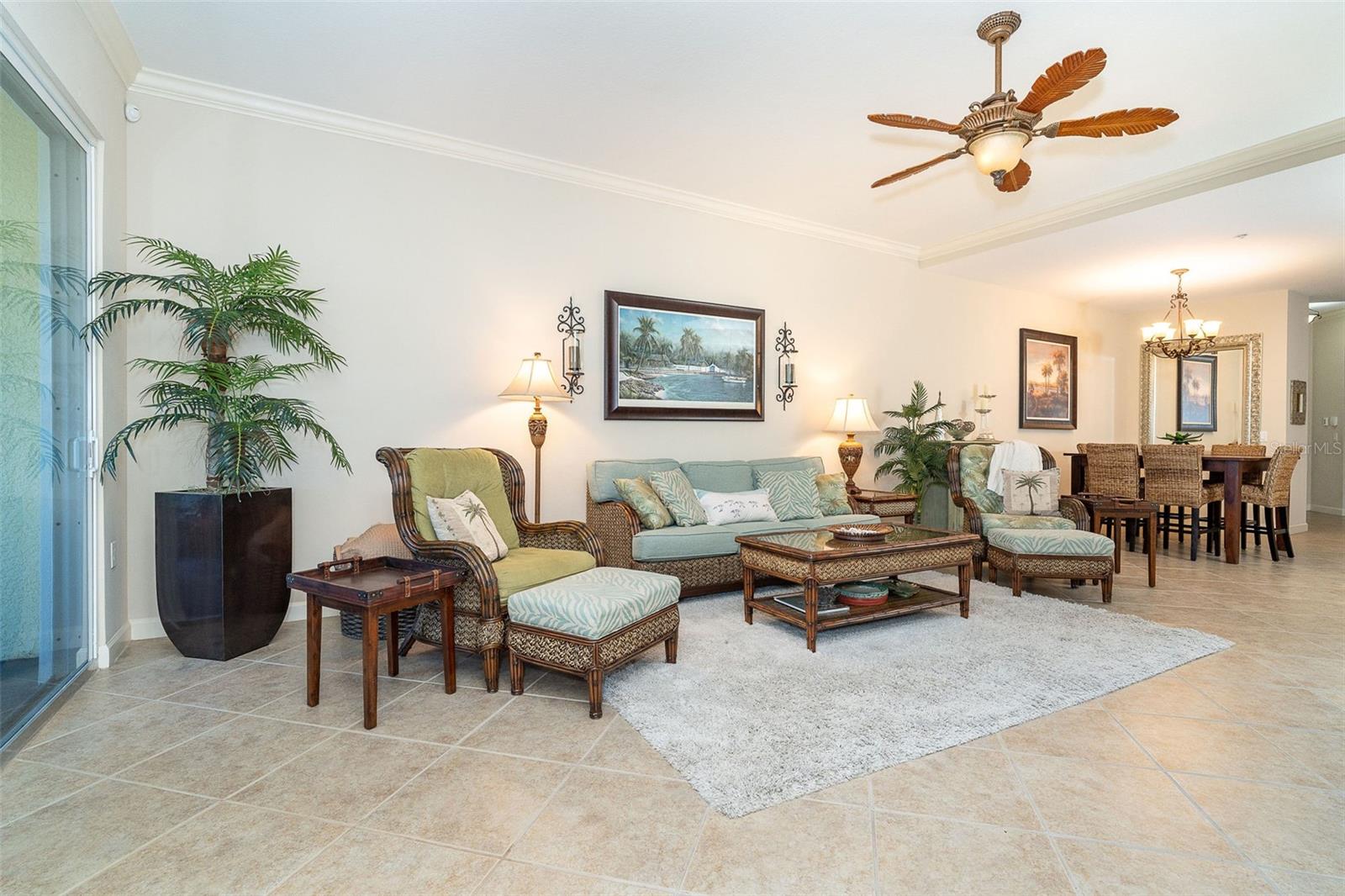 8561 AMBERJACK CIR #203