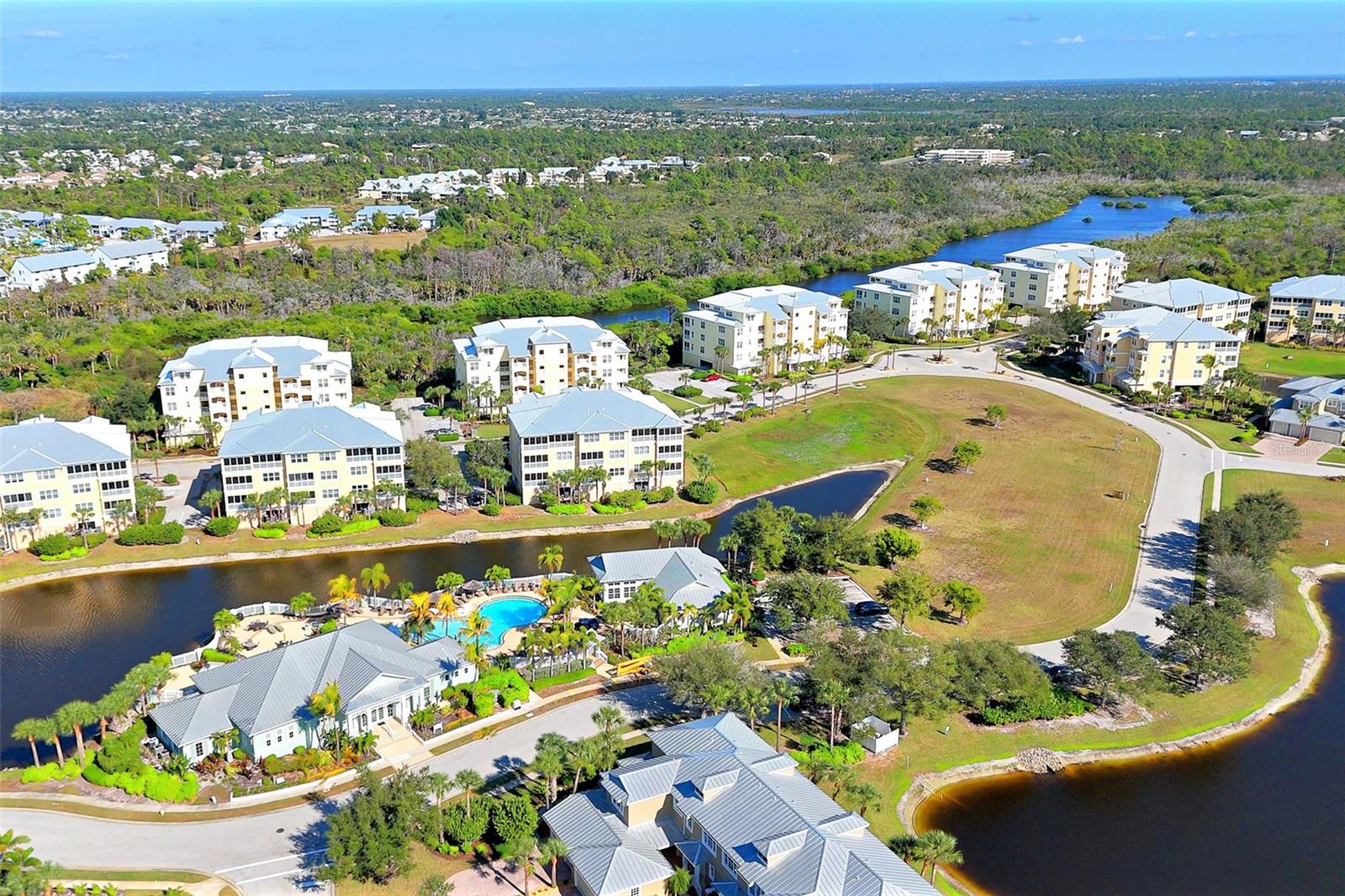 8561 AMBERJACK CIR #203