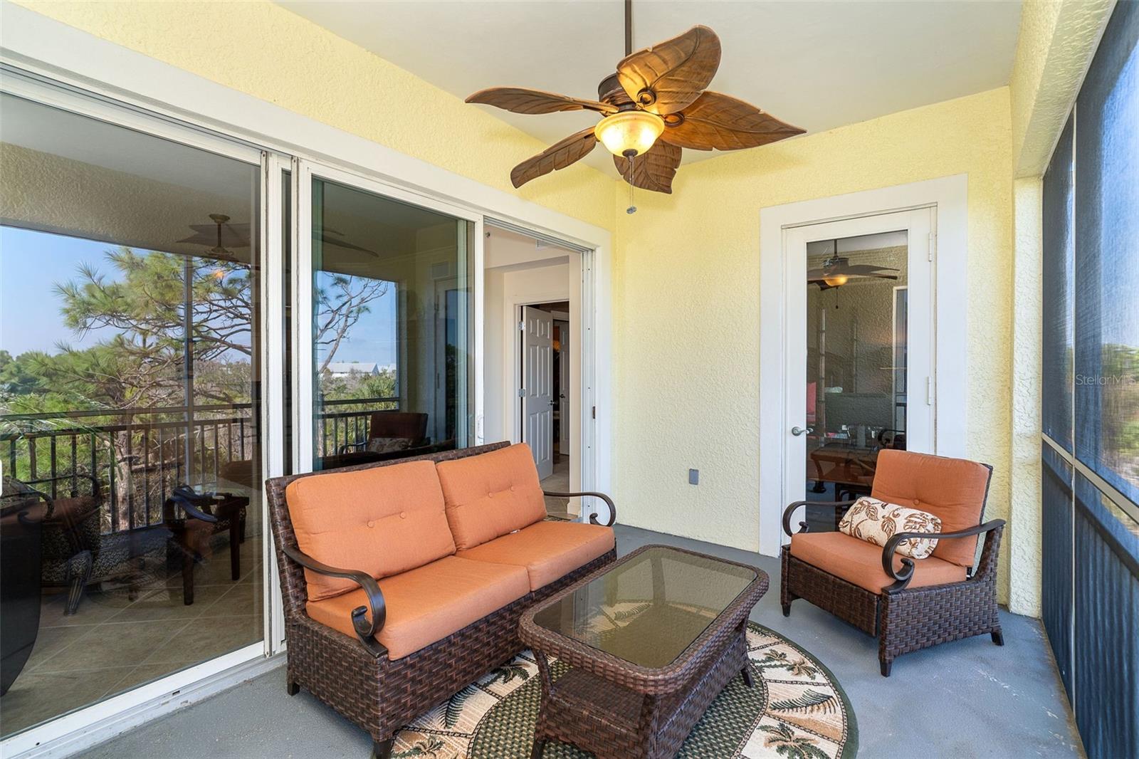 8561 AMBERJACK CIR #203