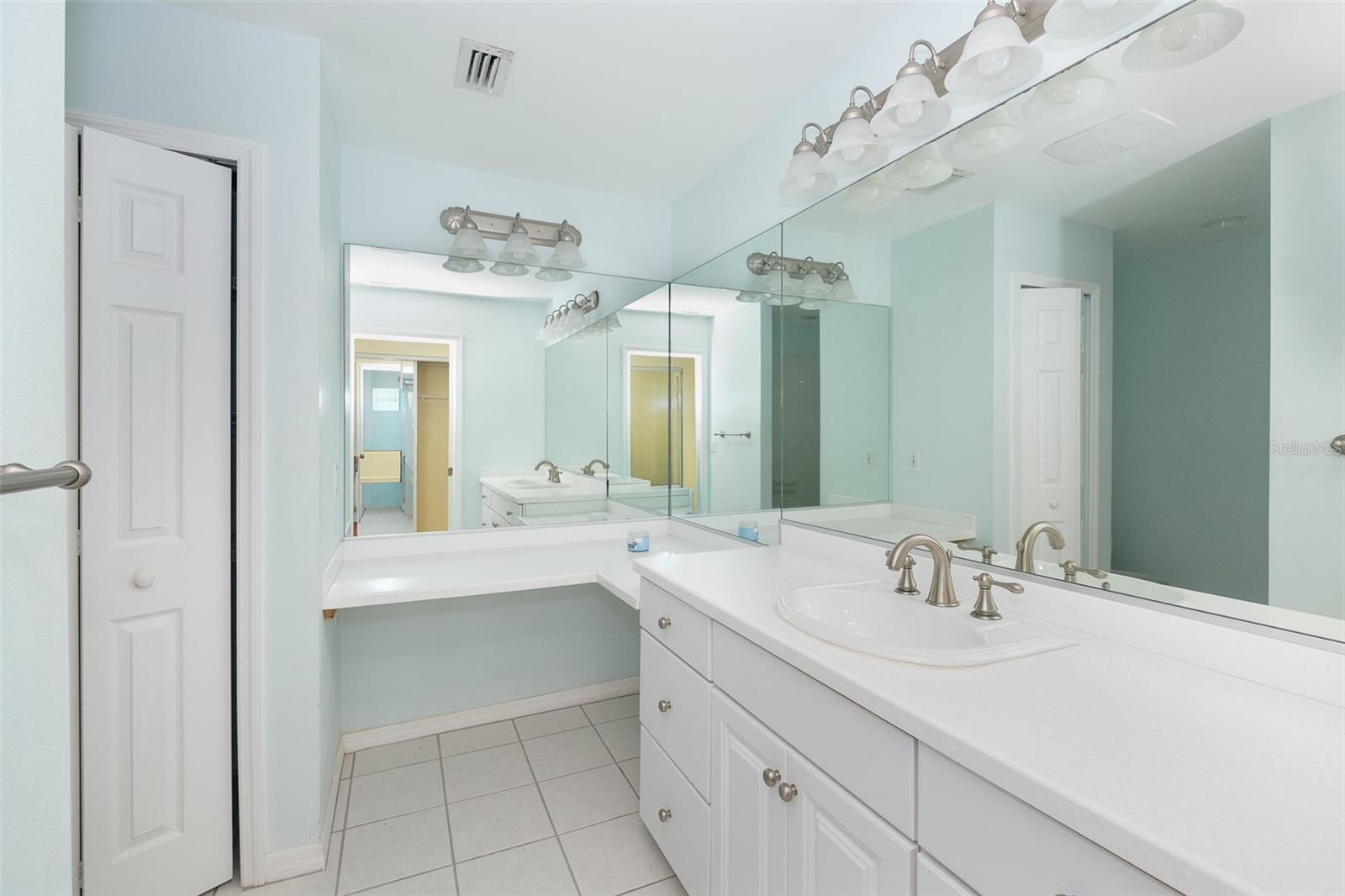 6275 MANASOTA KEY RD