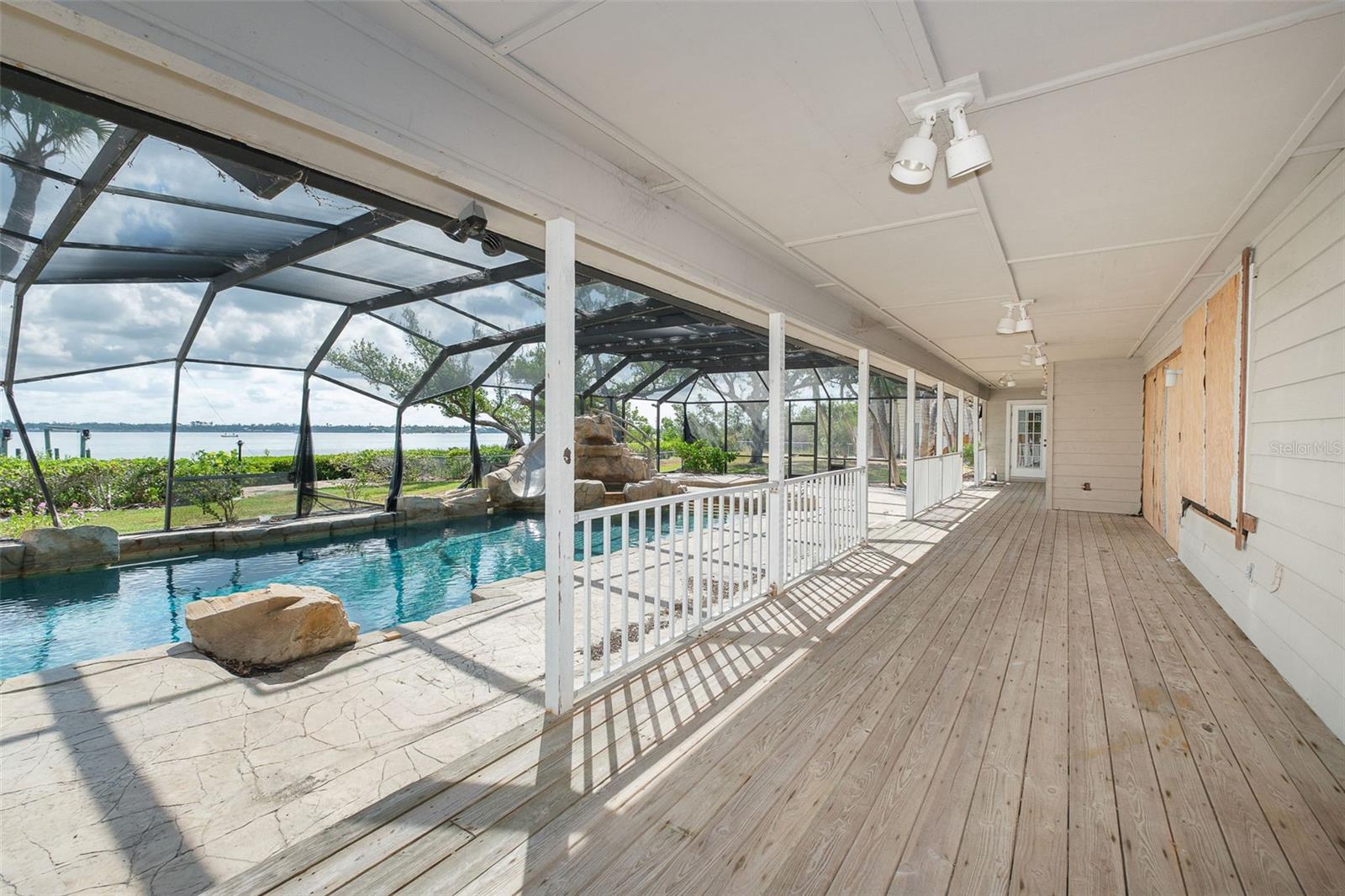 6275 MANASOTA KEY RD
