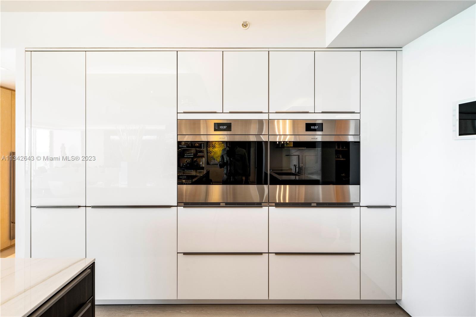 1455 Ocean Dr # 1008