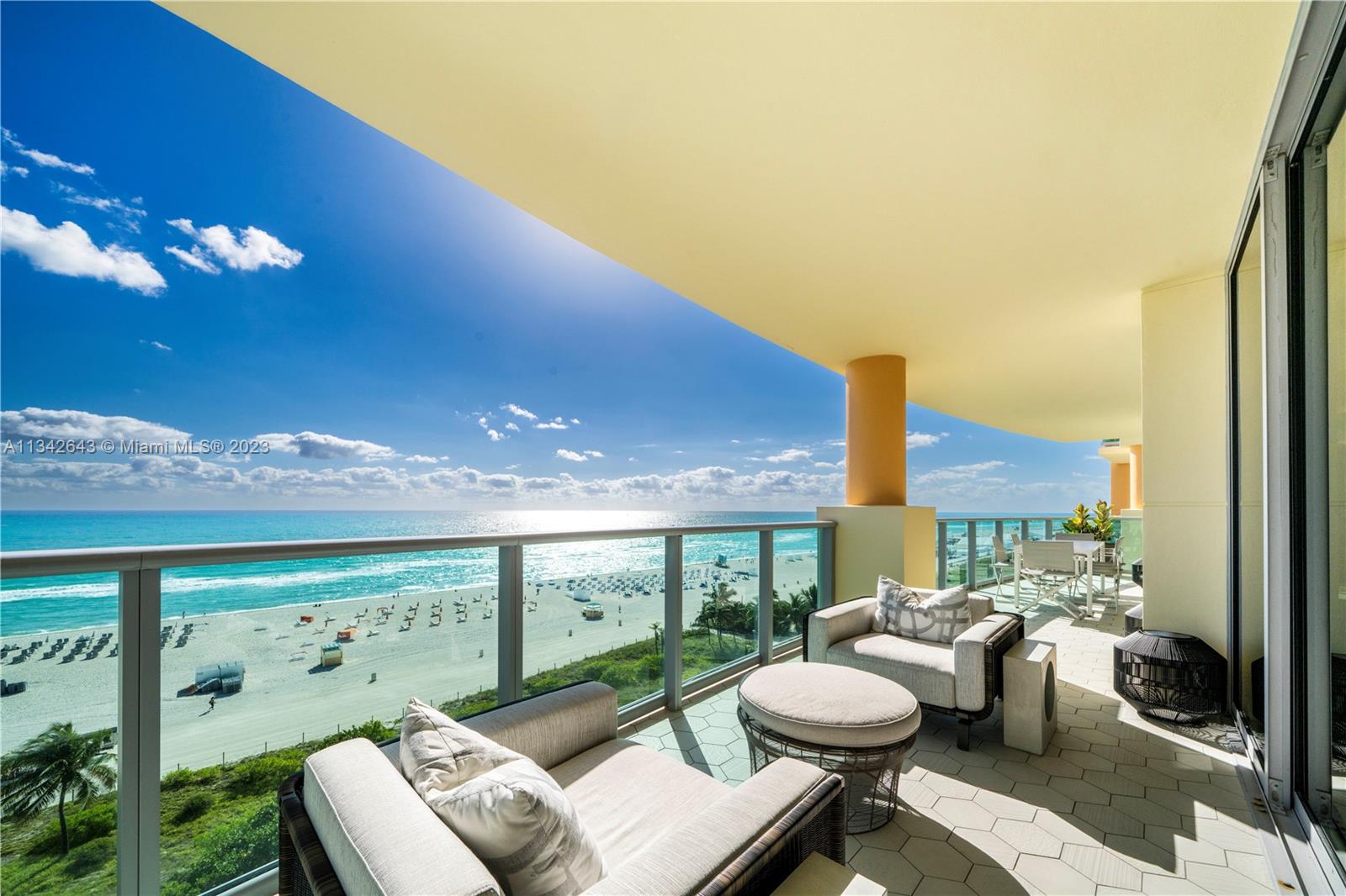 1455 Ocean Dr # 1008