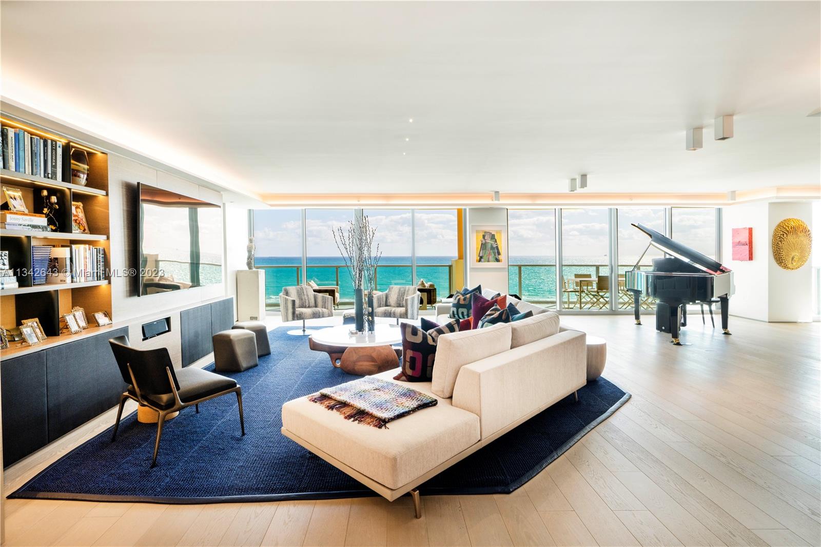 1455 Ocean Dr # 1008