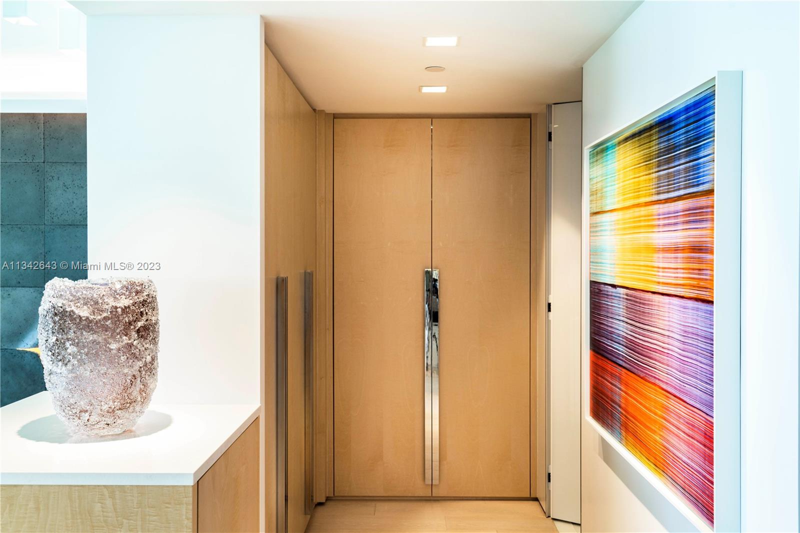 1455 Ocean Dr # 1008