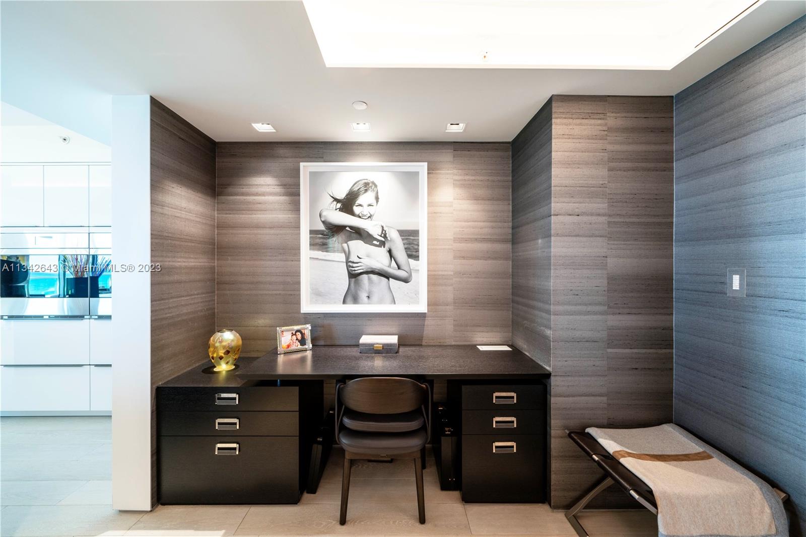 1455 Ocean Dr # 1008