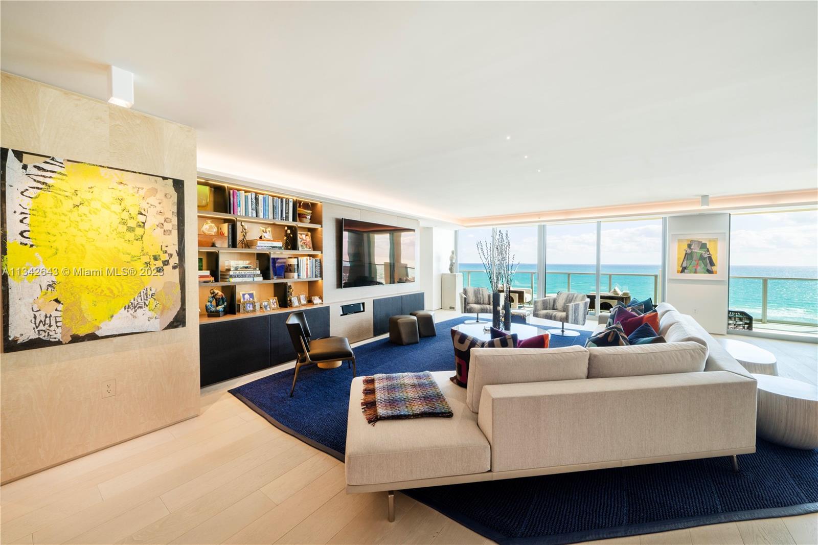 1455 Ocean Dr # 1008