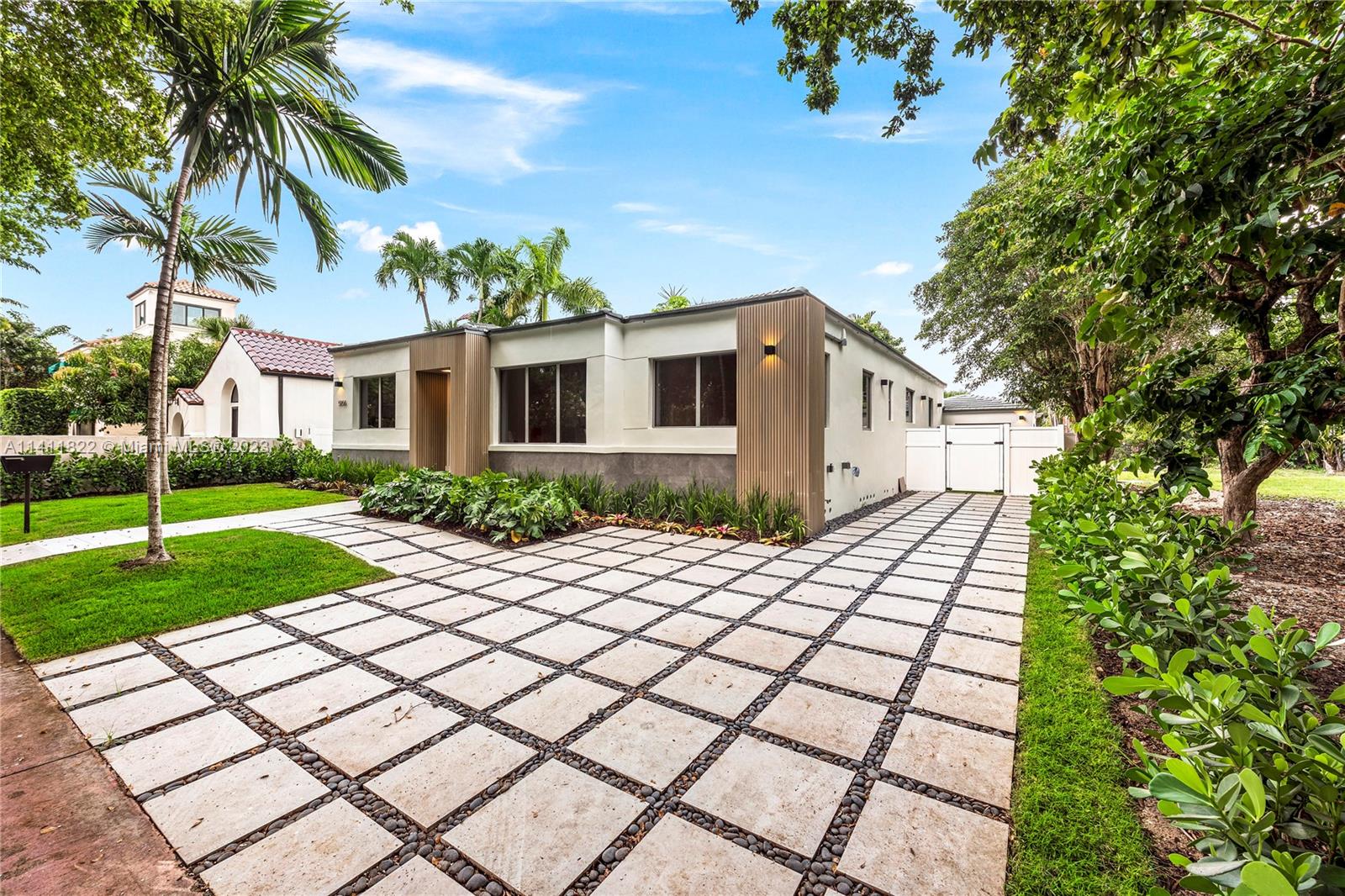 5956 Pine Tree Dr