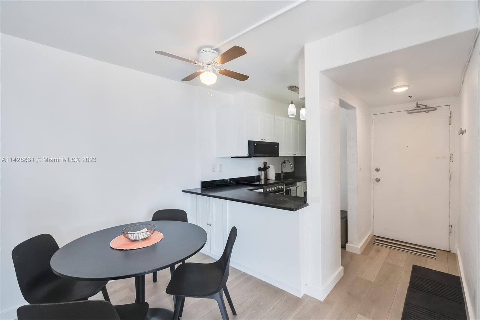1255 Collins Ave # 903