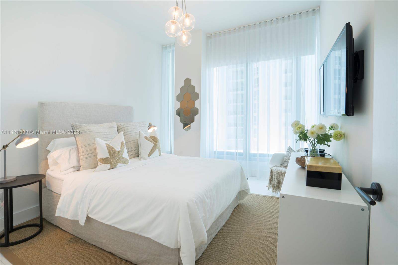 6799 Collins Ave # 411