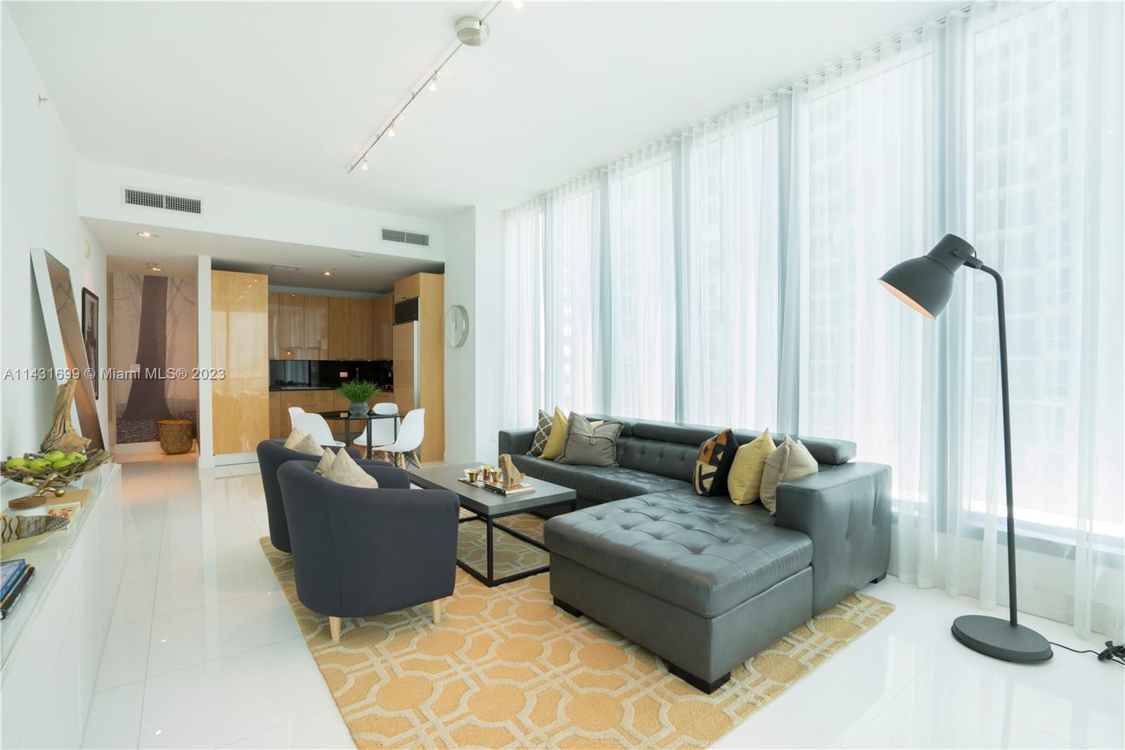 6799 Collins Ave # 411