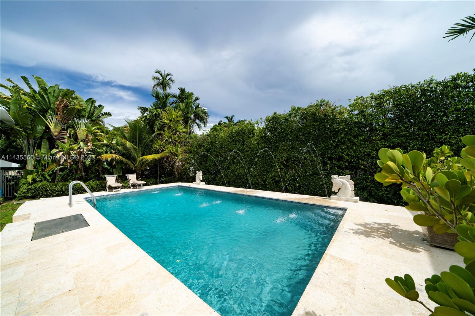 5959 La Gorce Dr