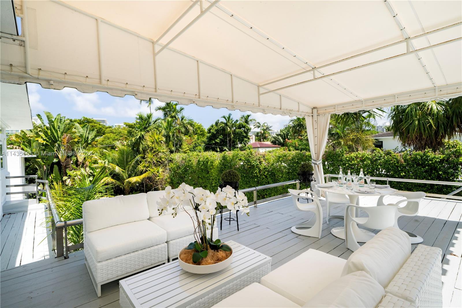 5959 La Gorce Dr