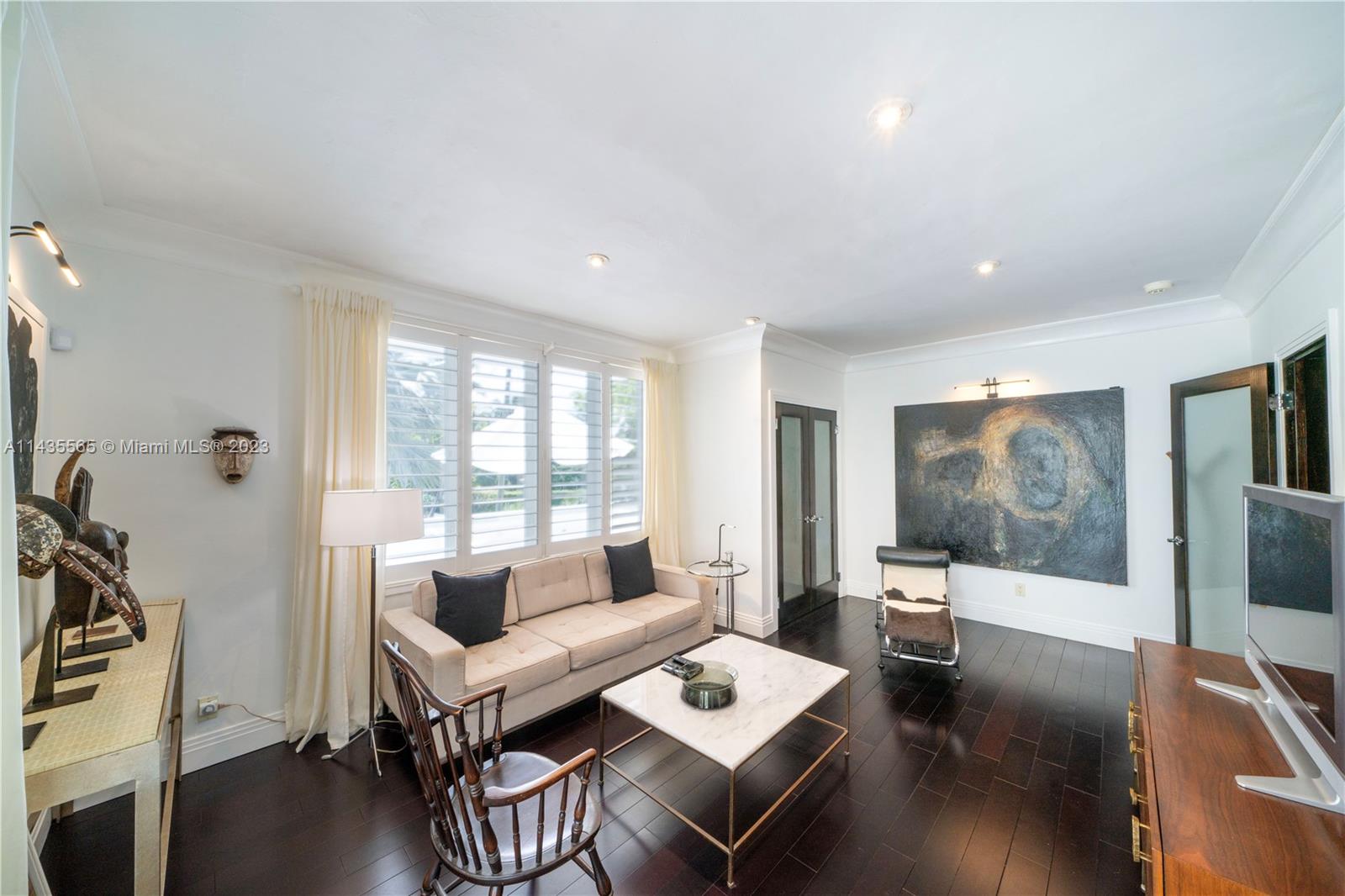 5959 La Gorce Dr