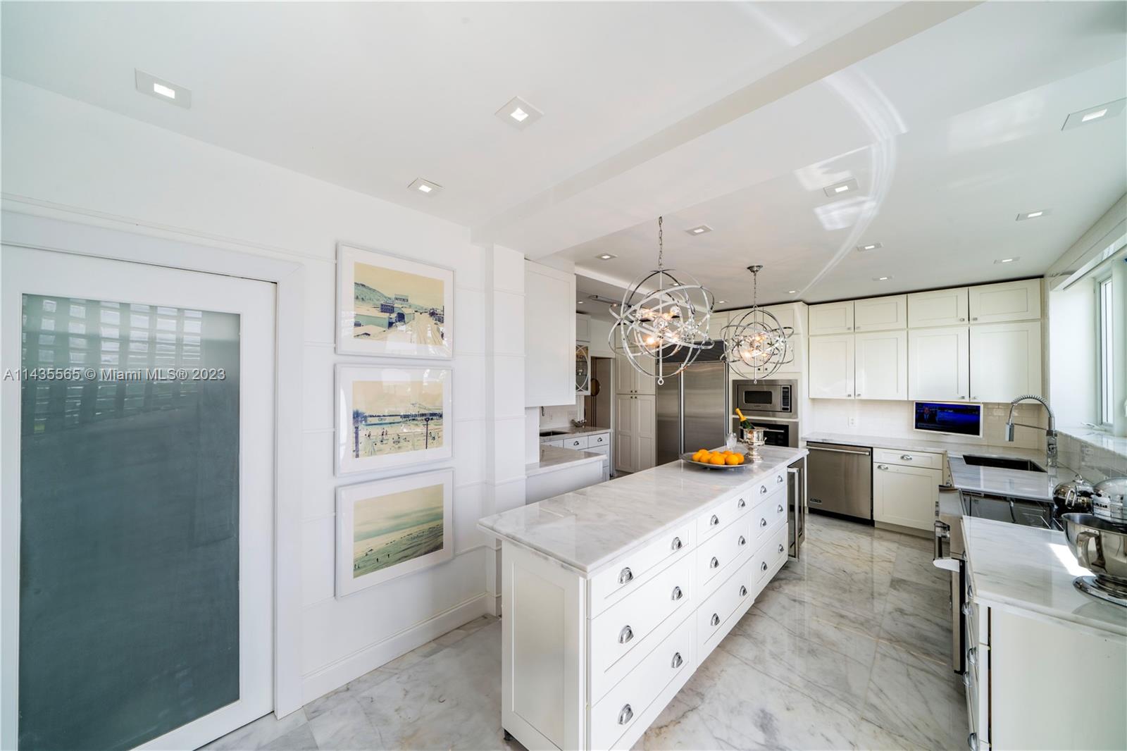 5959 La Gorce Dr