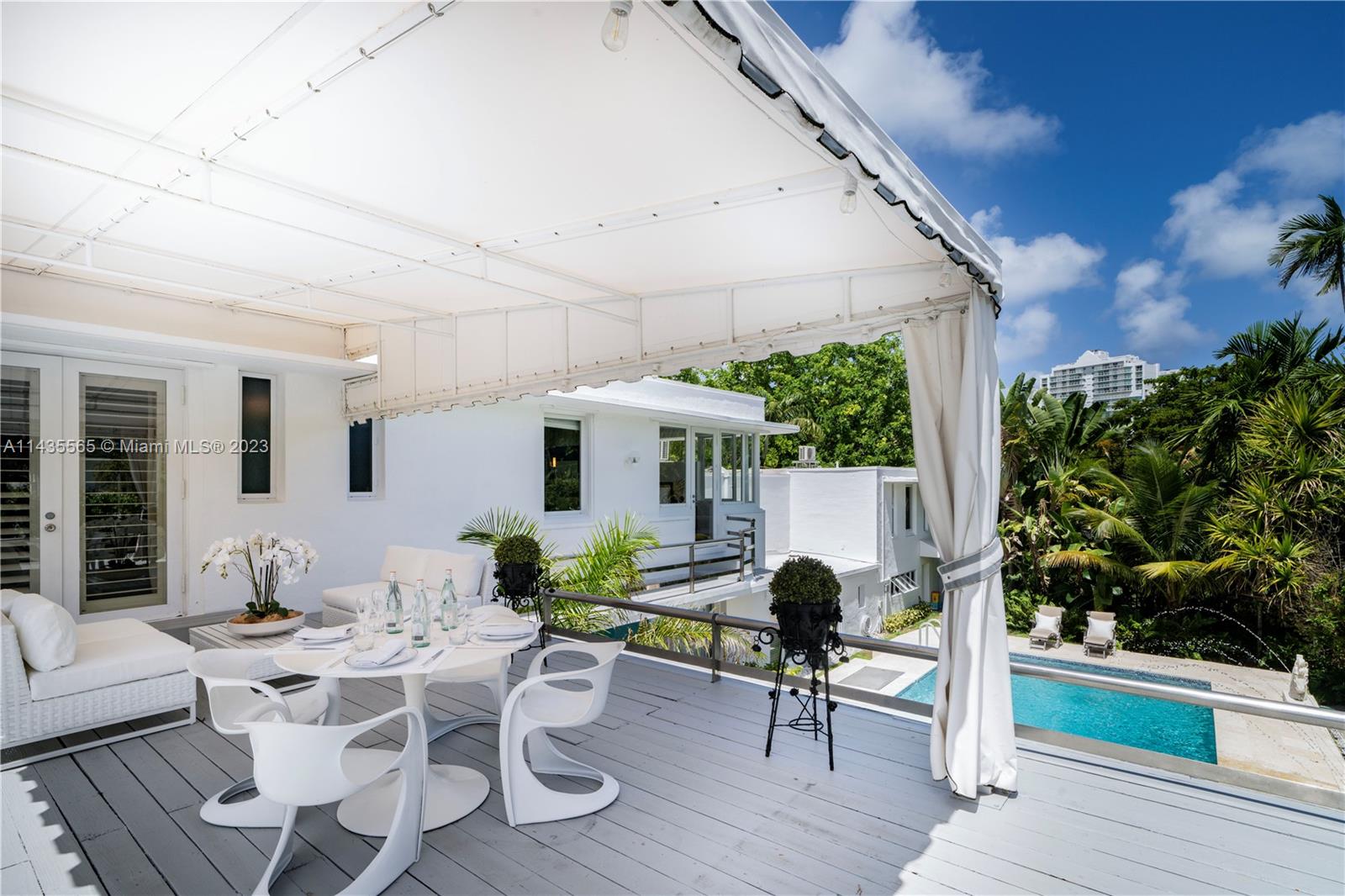 5959 La Gorce Dr