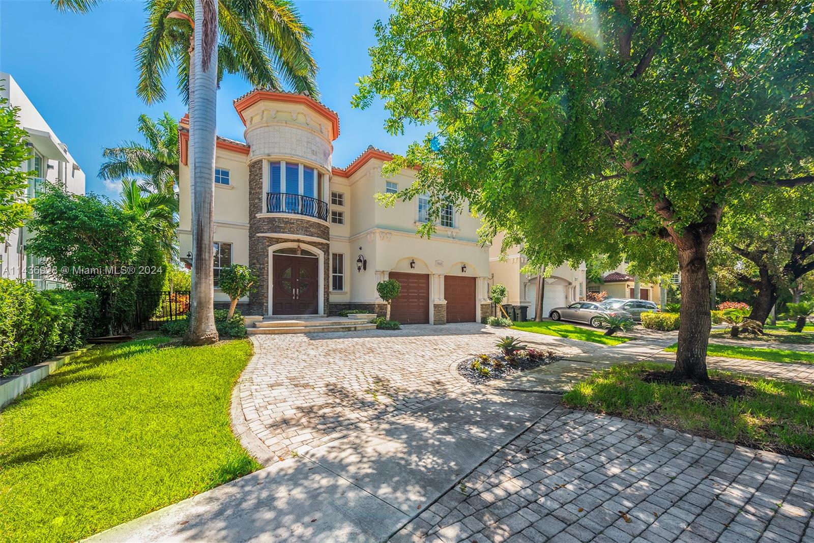 4161 N Bay Rd