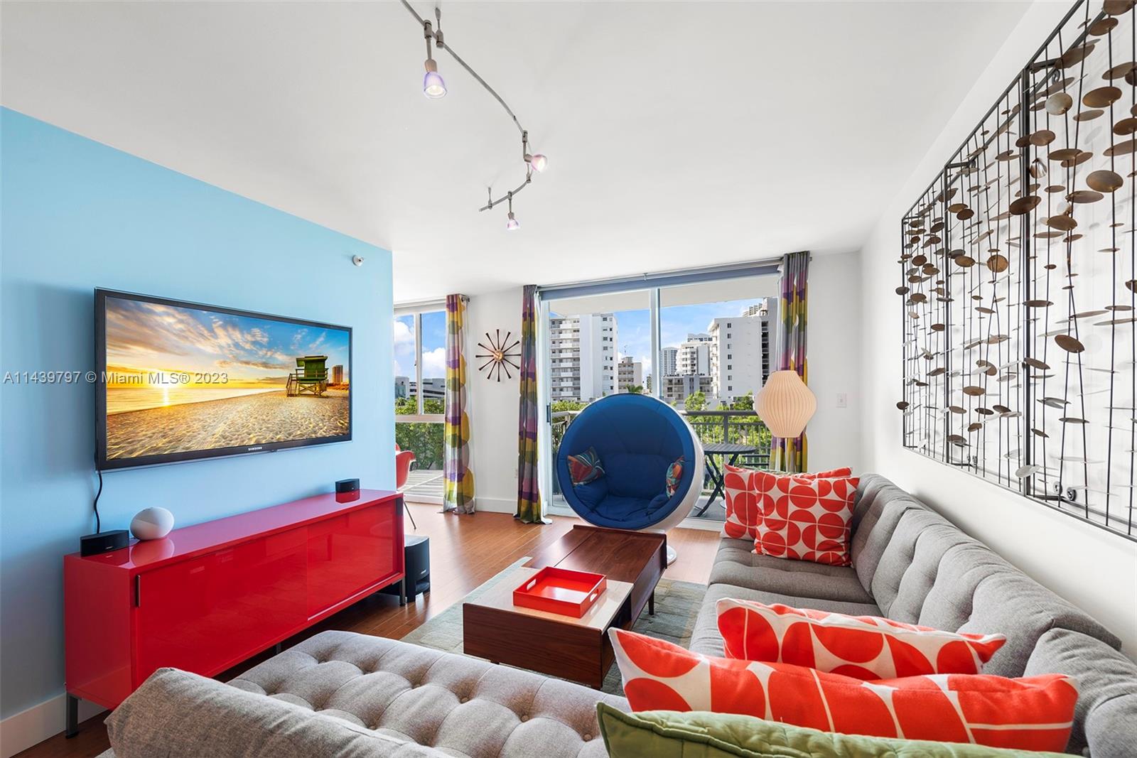 1688 West Ave # 606