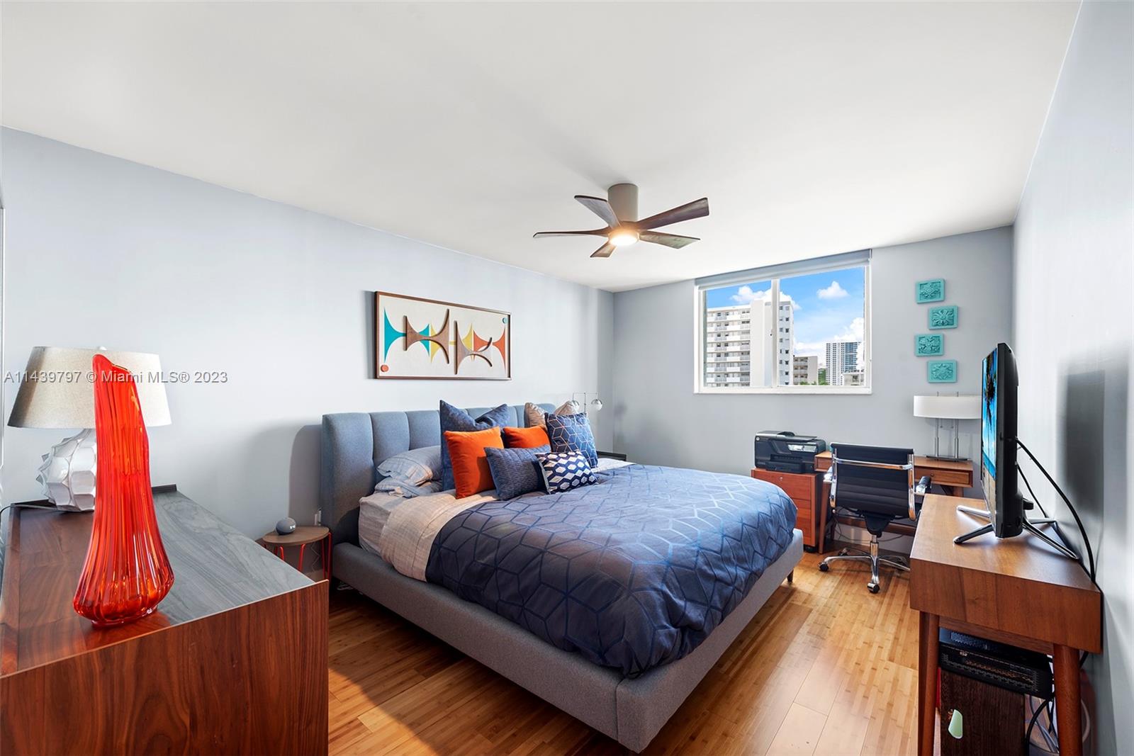1688 West Ave # 606