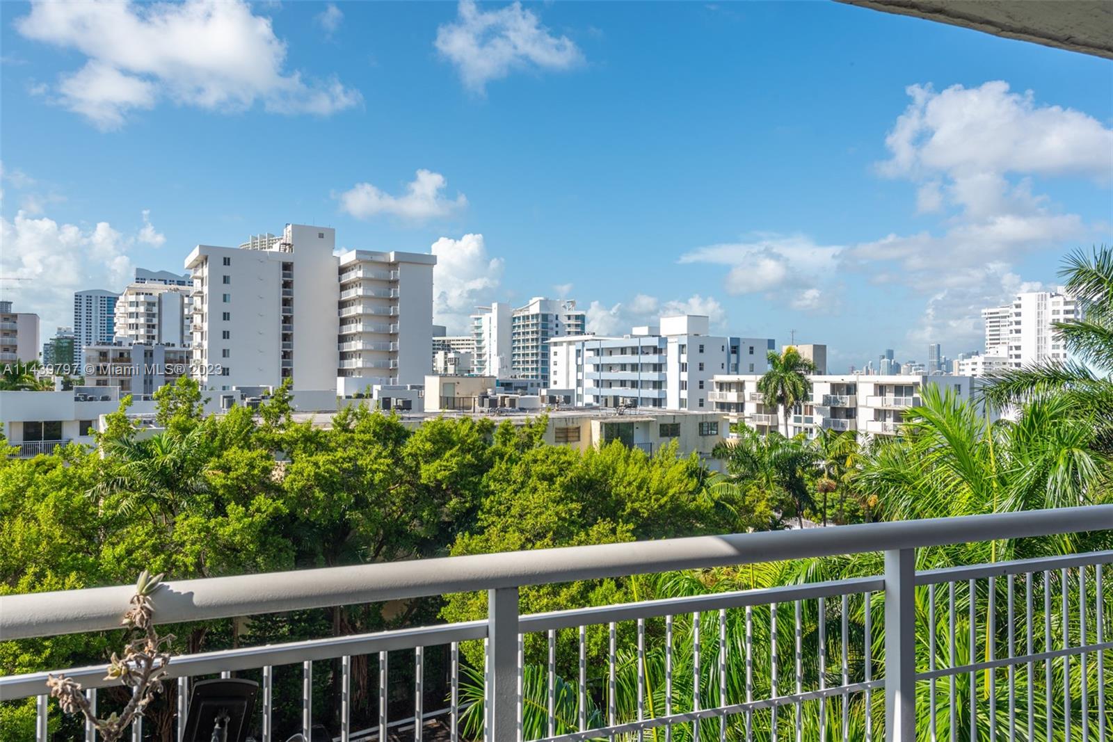 1688 West Ave # 606