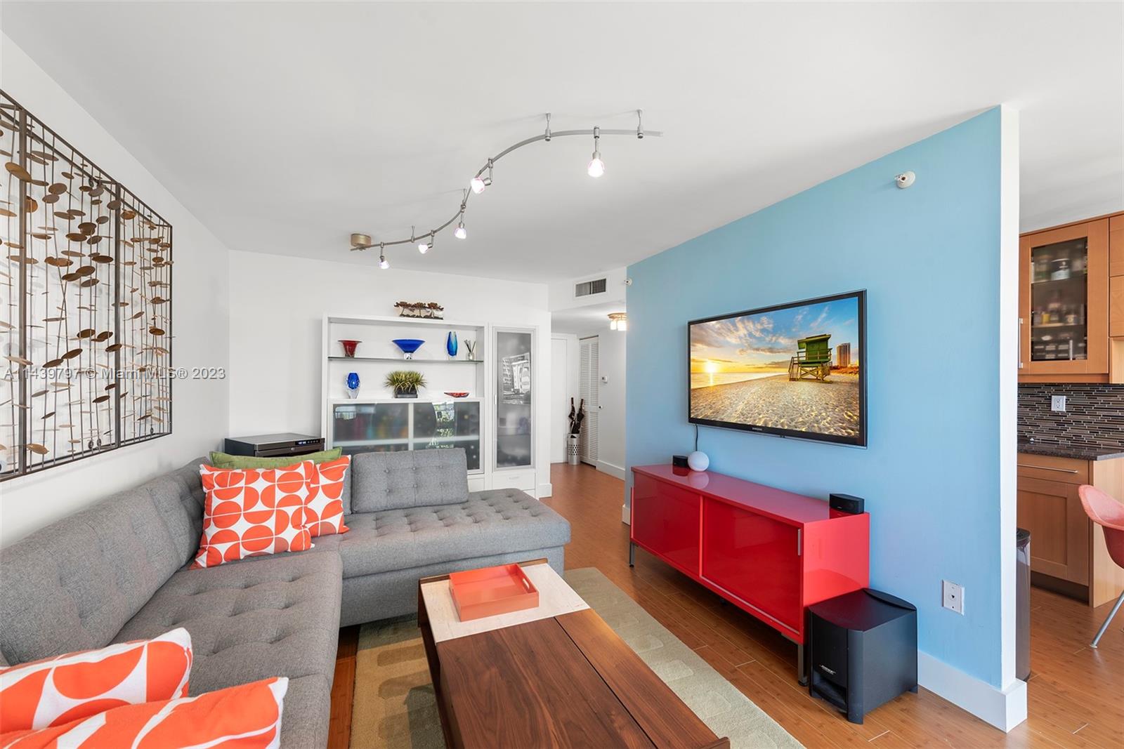 1688 West Ave # 606