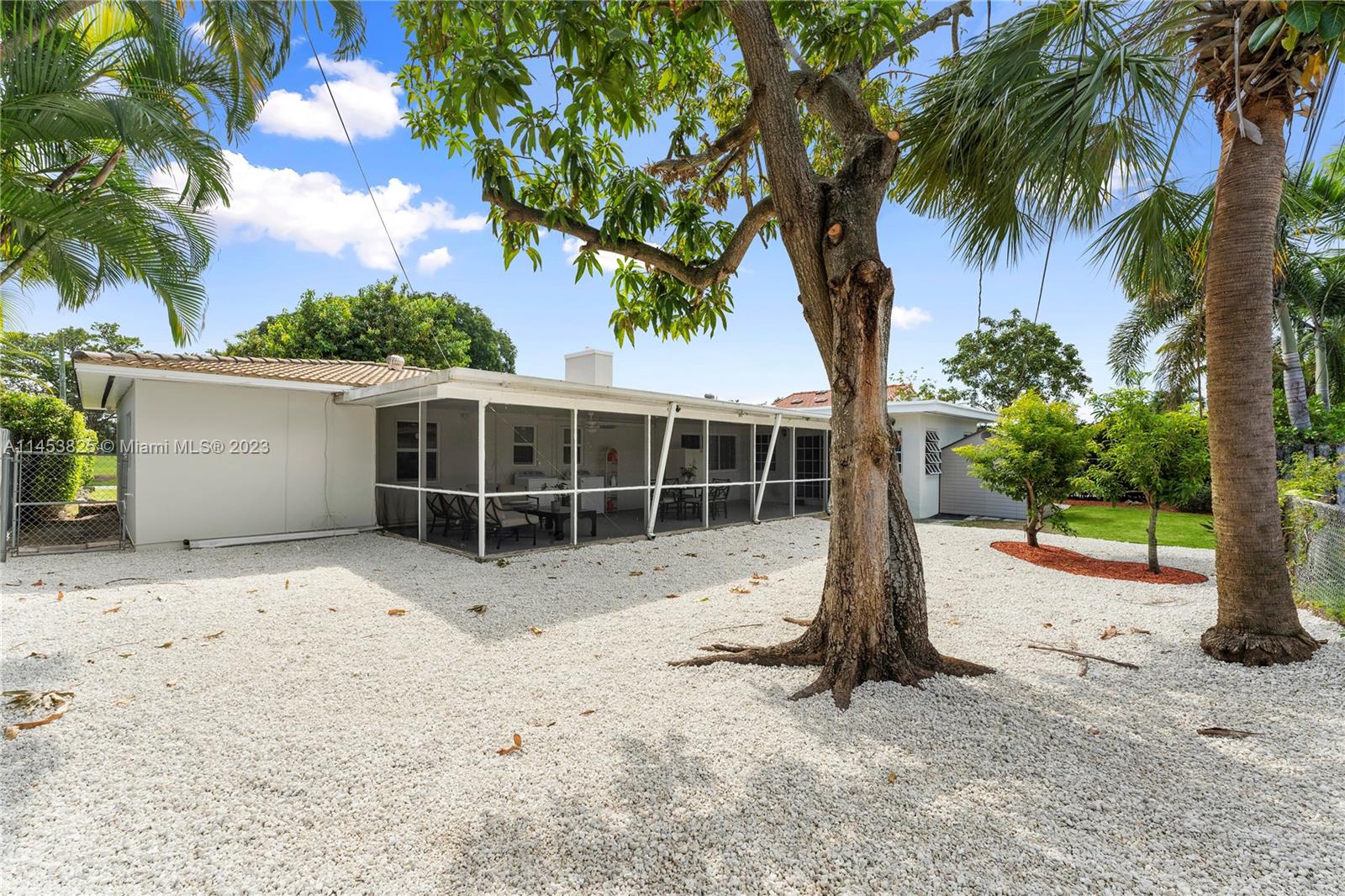 575 Fairway Dr