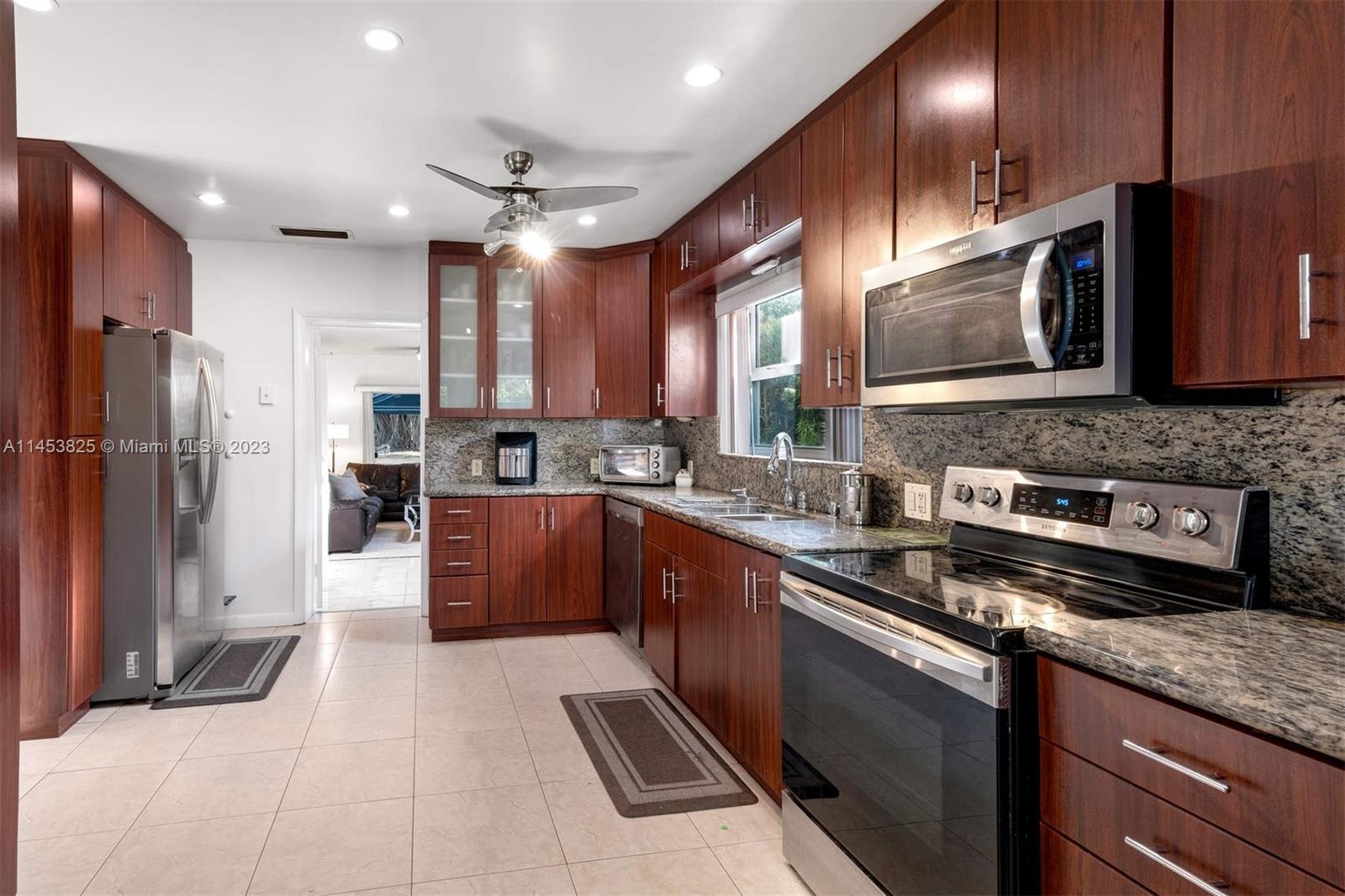 575 Fairway Dr