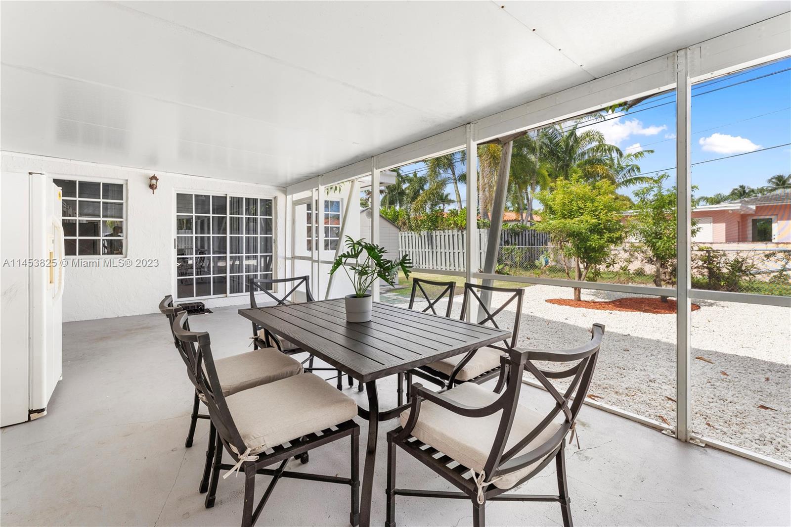 575 Fairway Dr