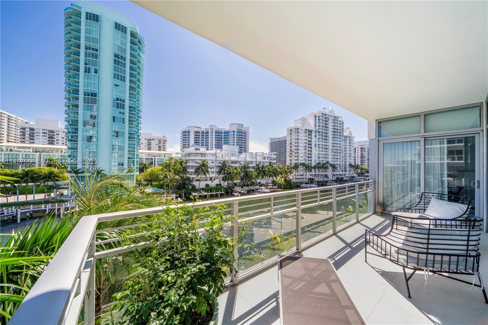 6101 Aqua Ave # 403