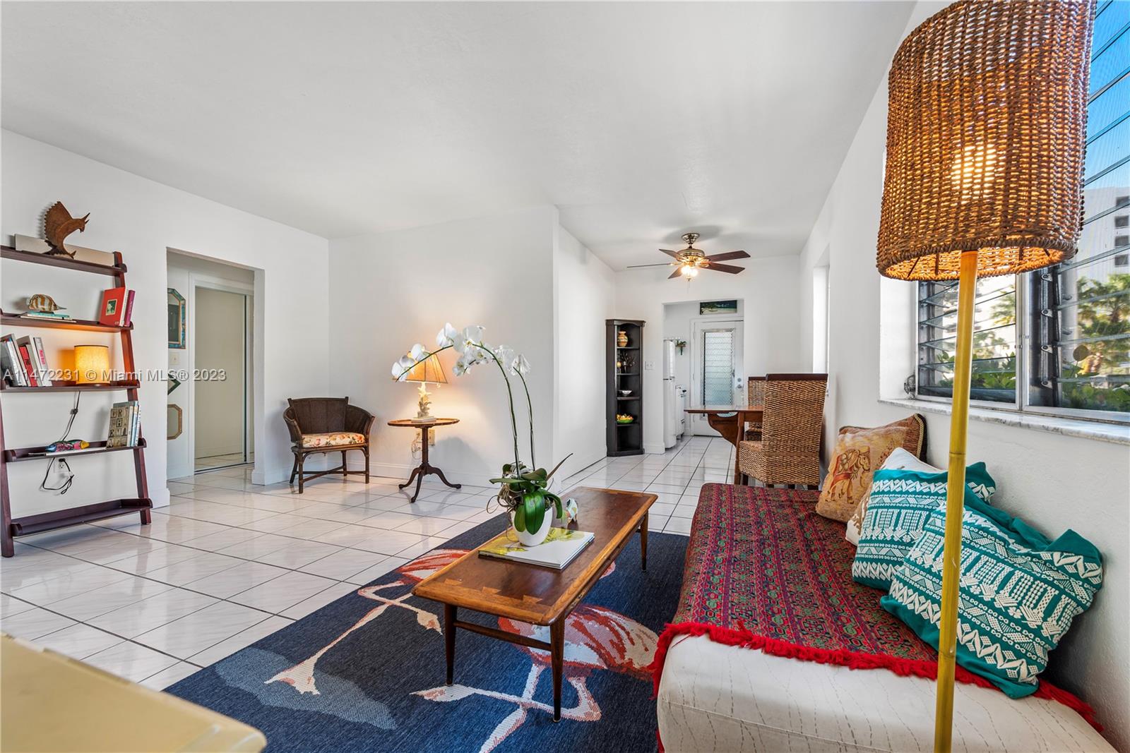 6885 Byron Ave # 101