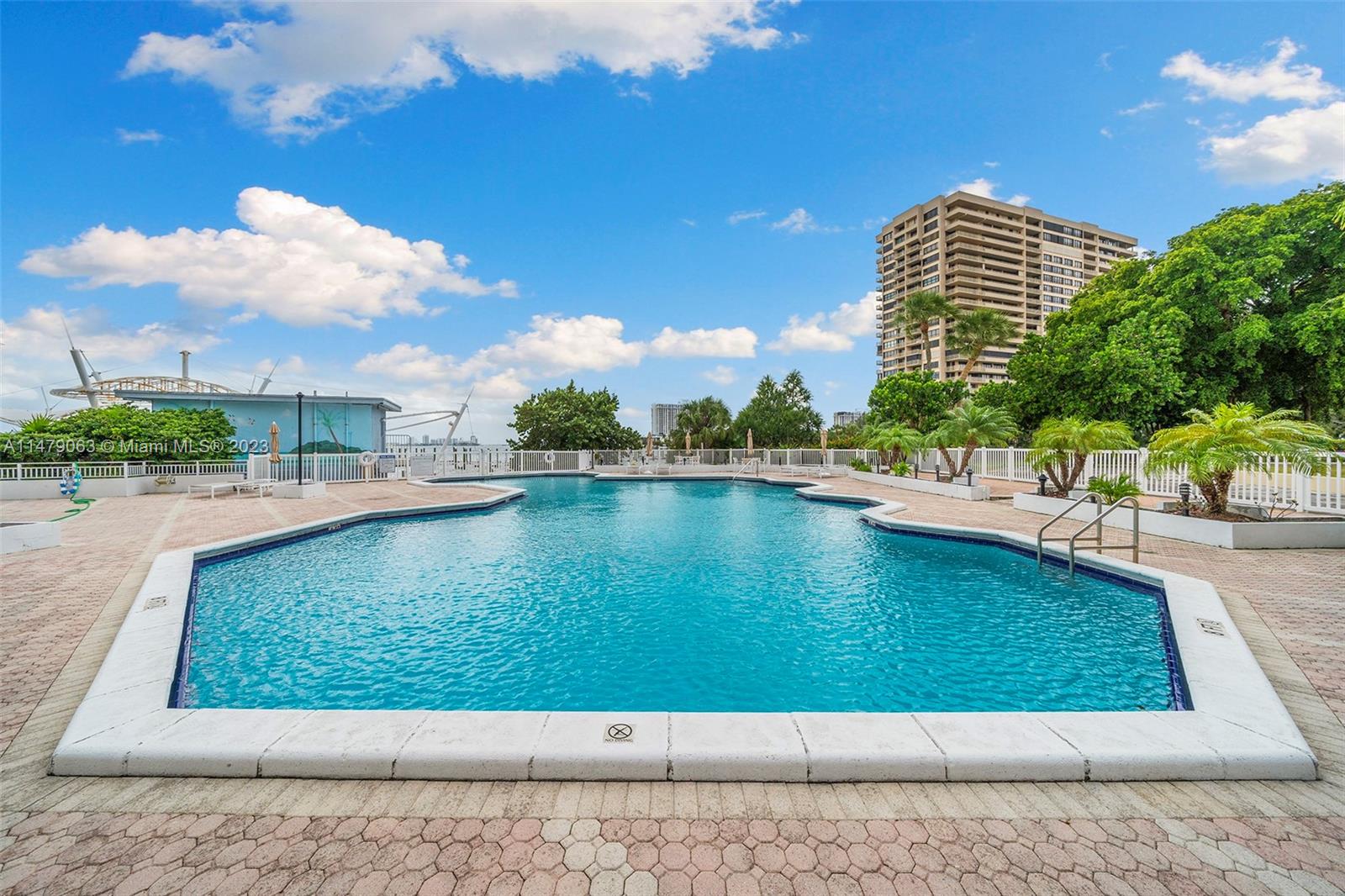 11111 Biscayne Blvd # 12A