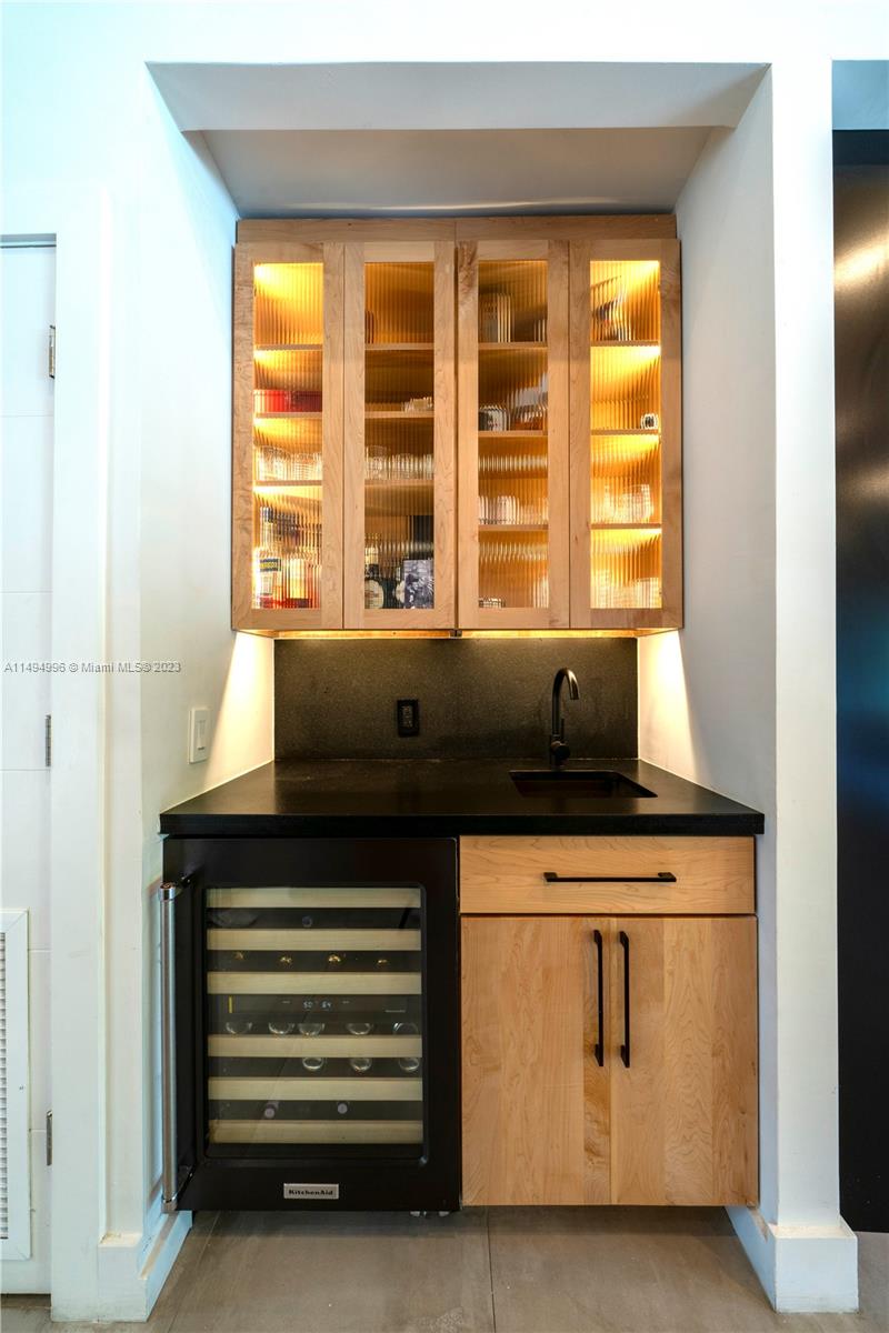 443 NE 94th St