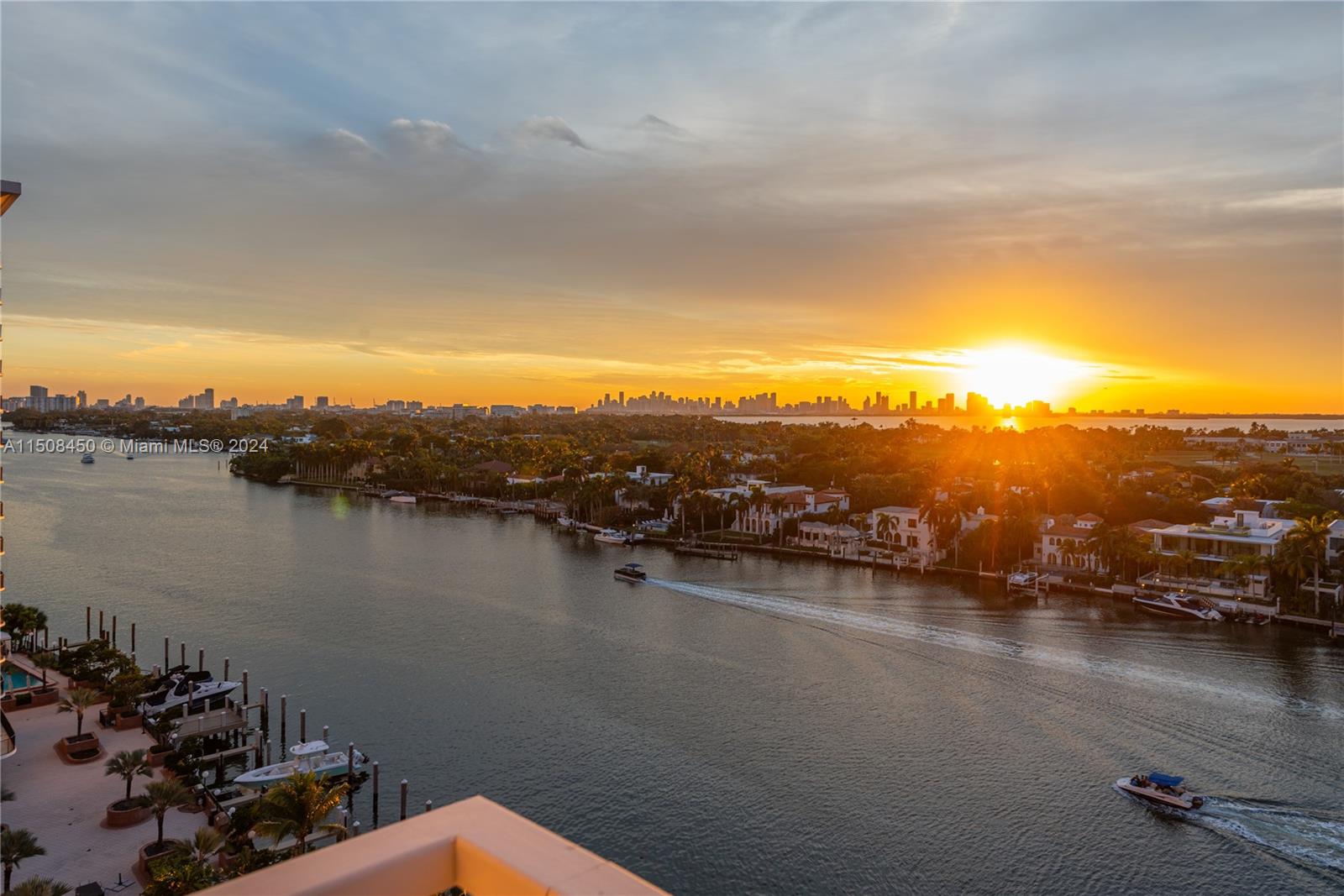 5700 Collins Ave # 11G